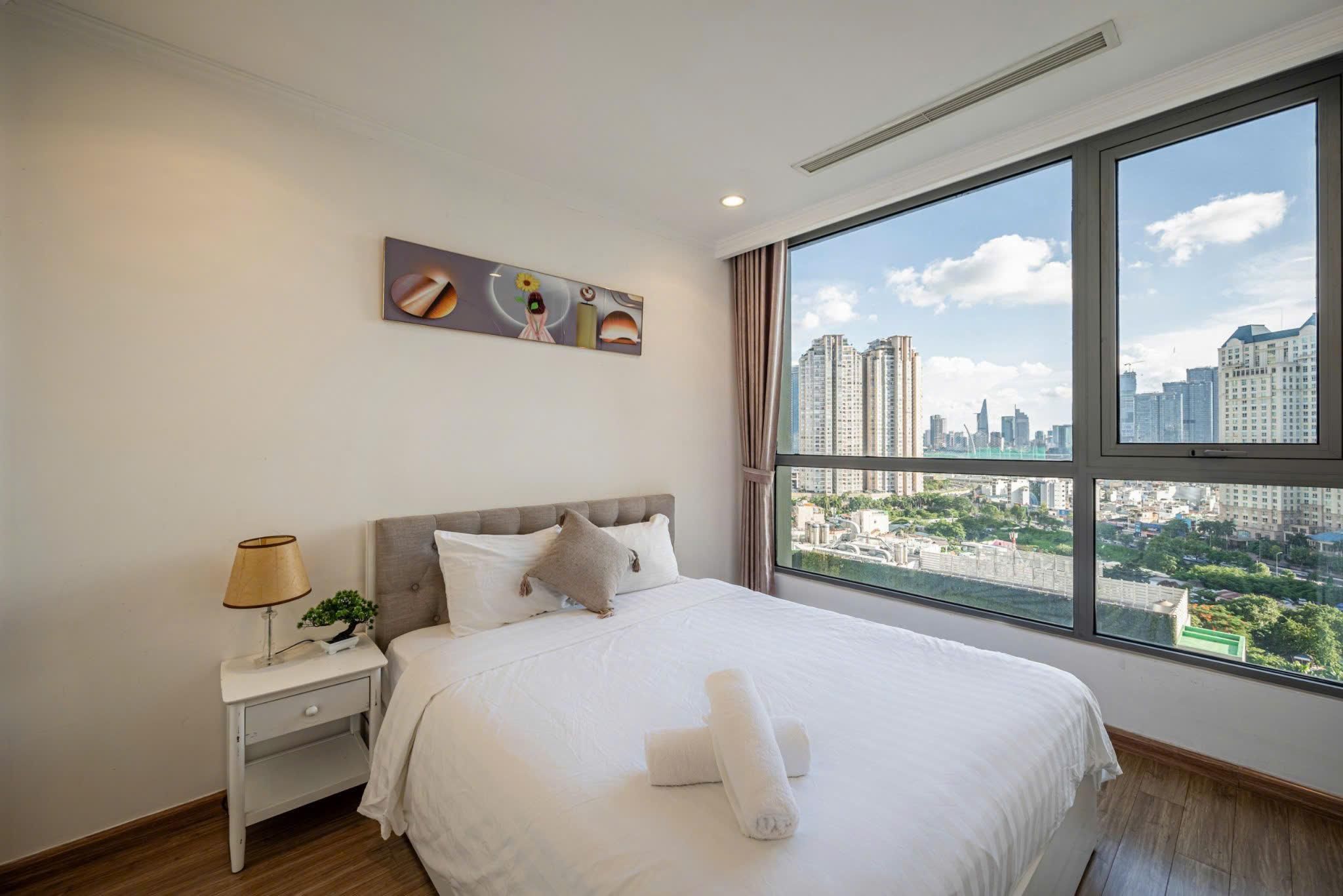One Bed Room