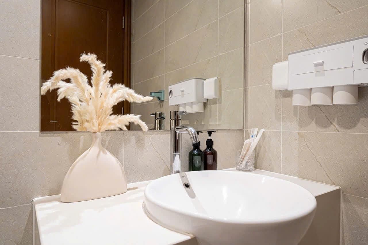 1-Bedroom Apartment