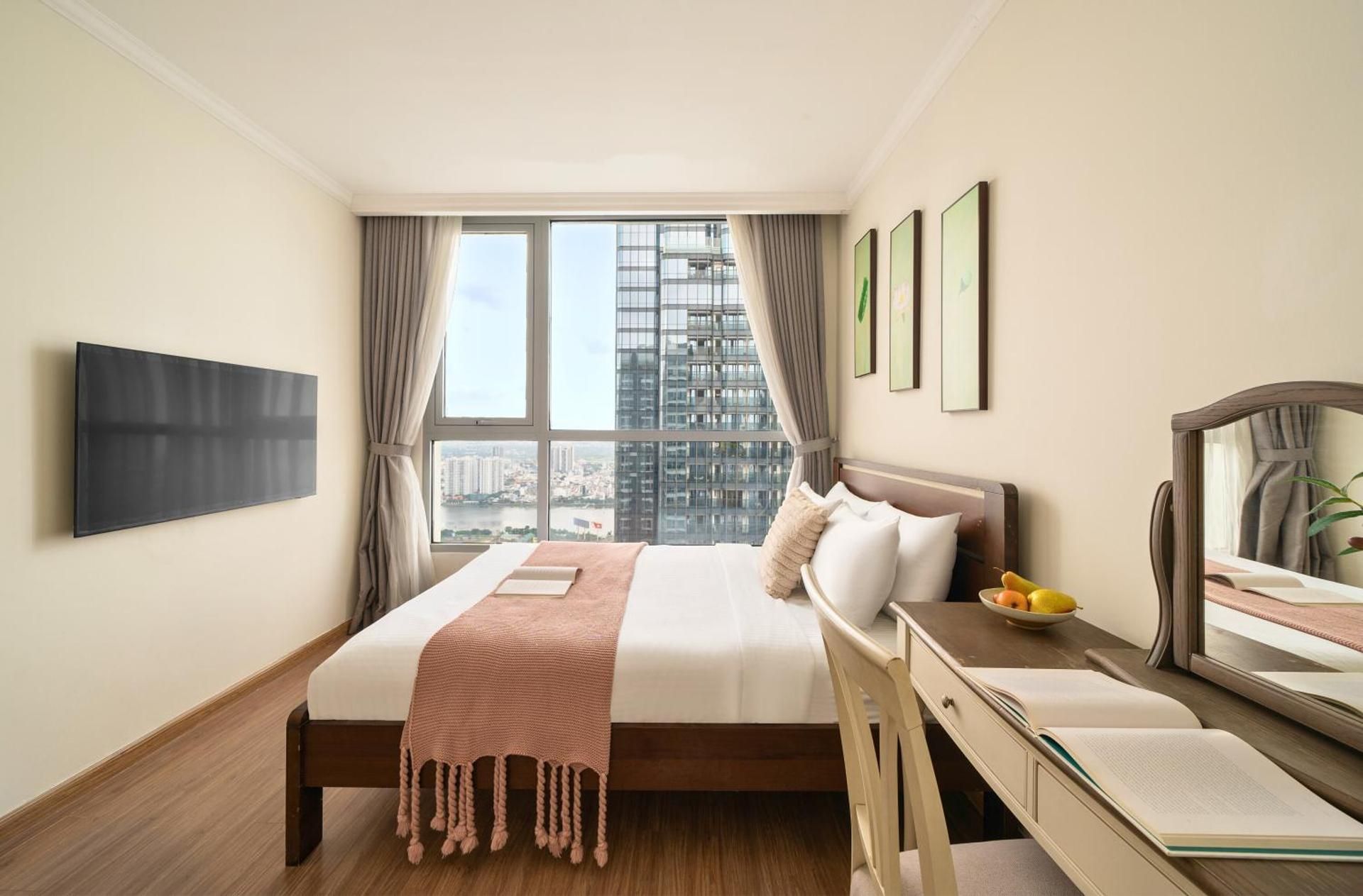 Apartment with View and Balcony