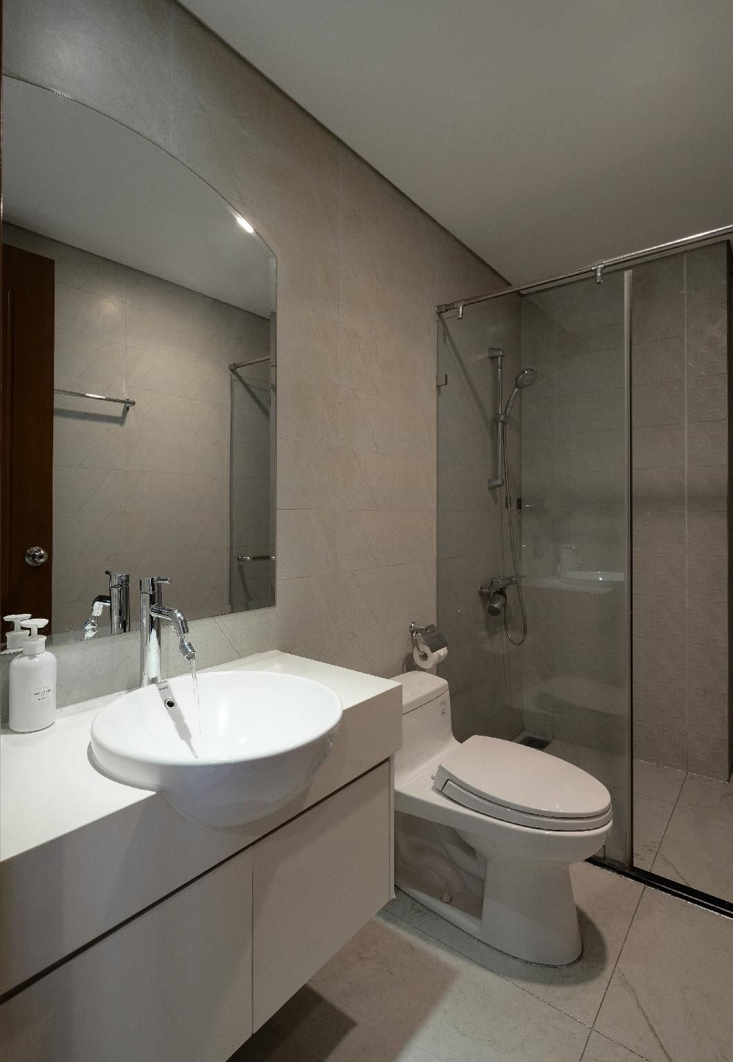 1 Bedroom 1 Bathroom
