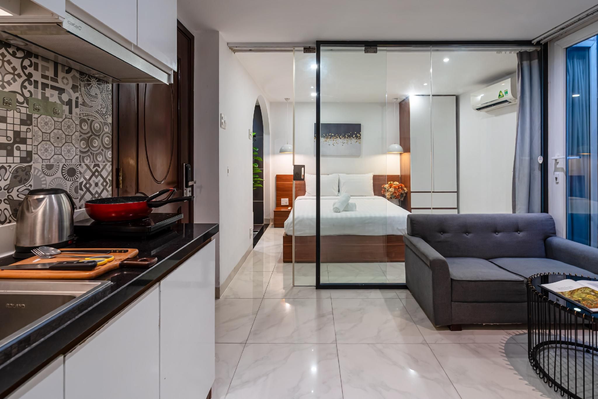 1-Bedroom Apartment