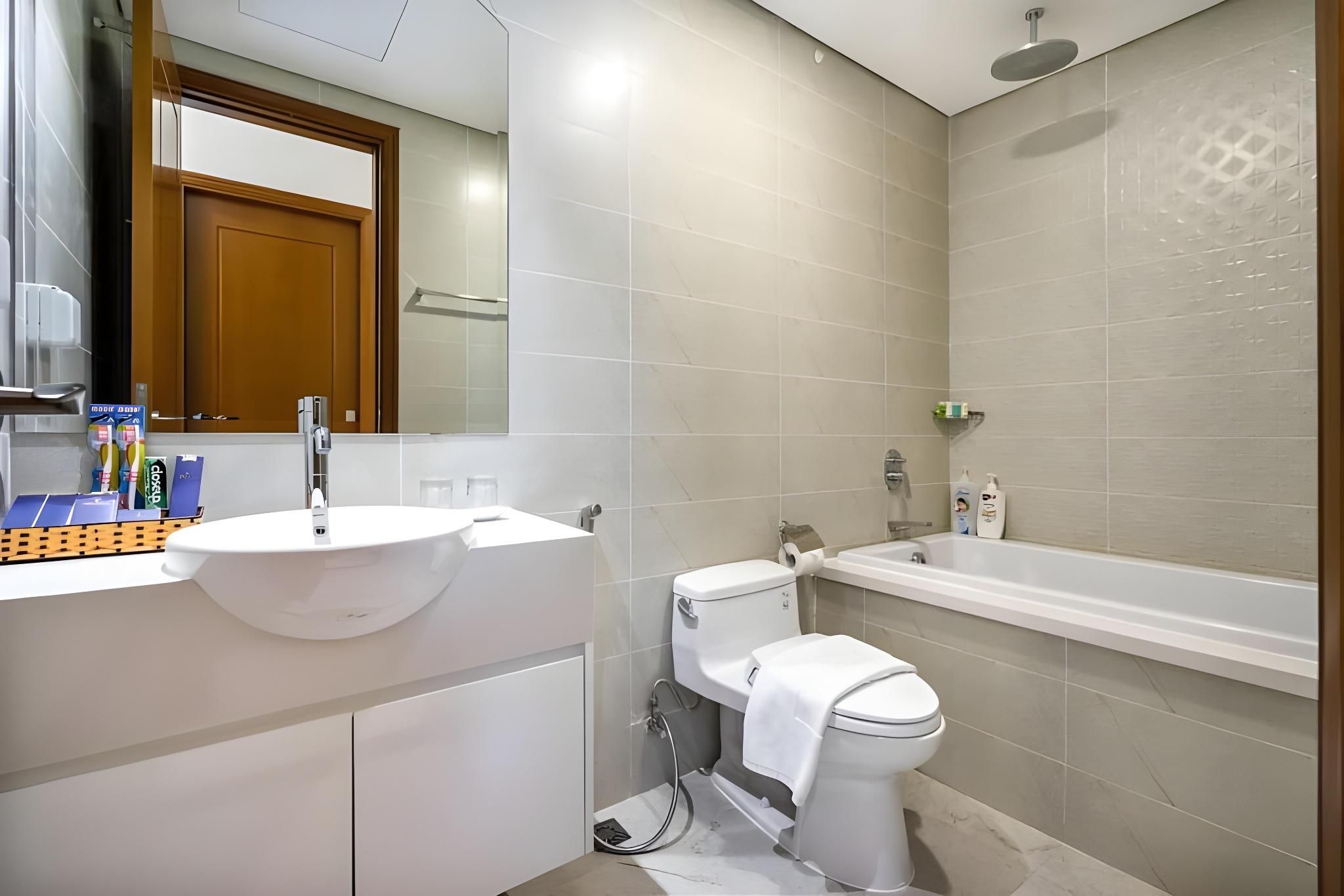 Deluxe 1-Bedroom Suite