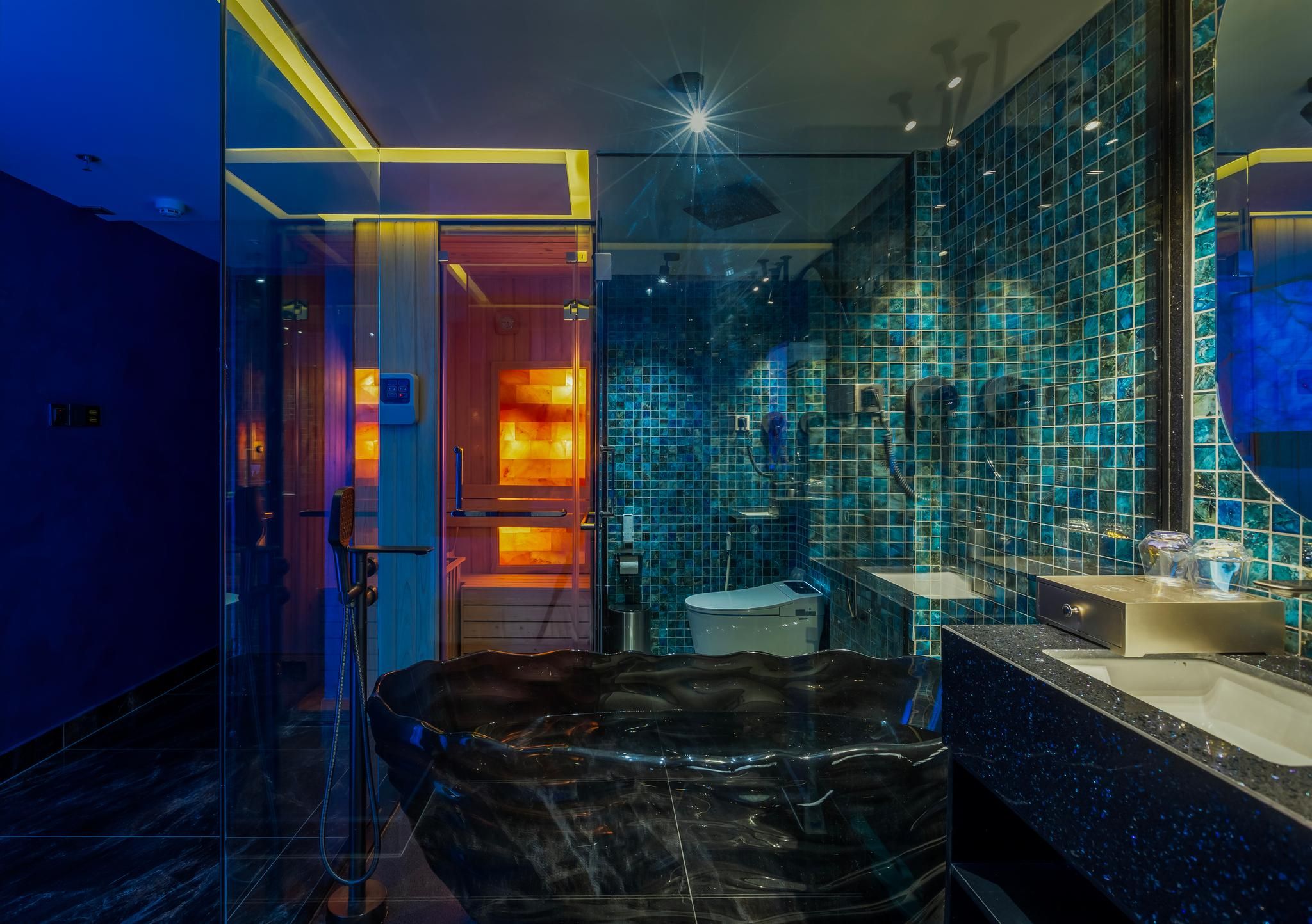 Double Suite