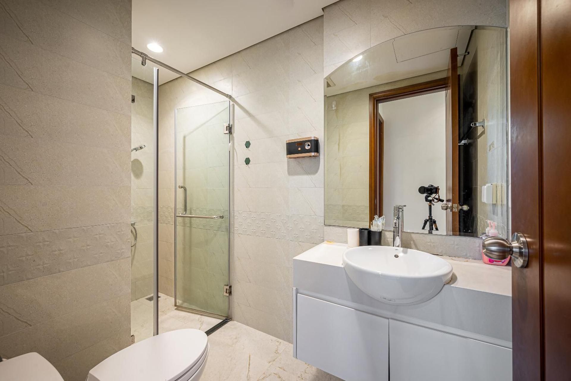 2-Bedroom Apartment