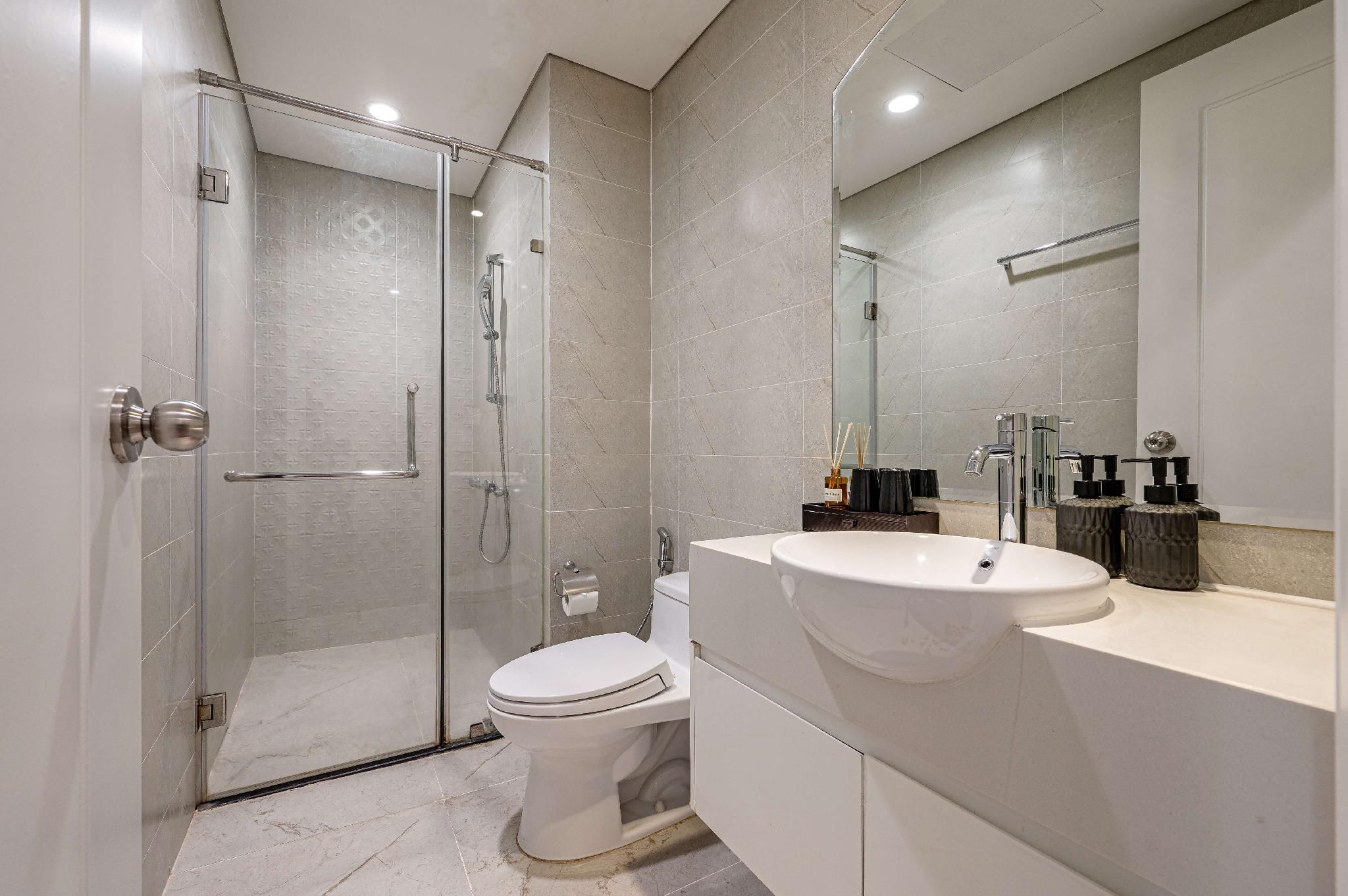 1-Bedroom Apartment