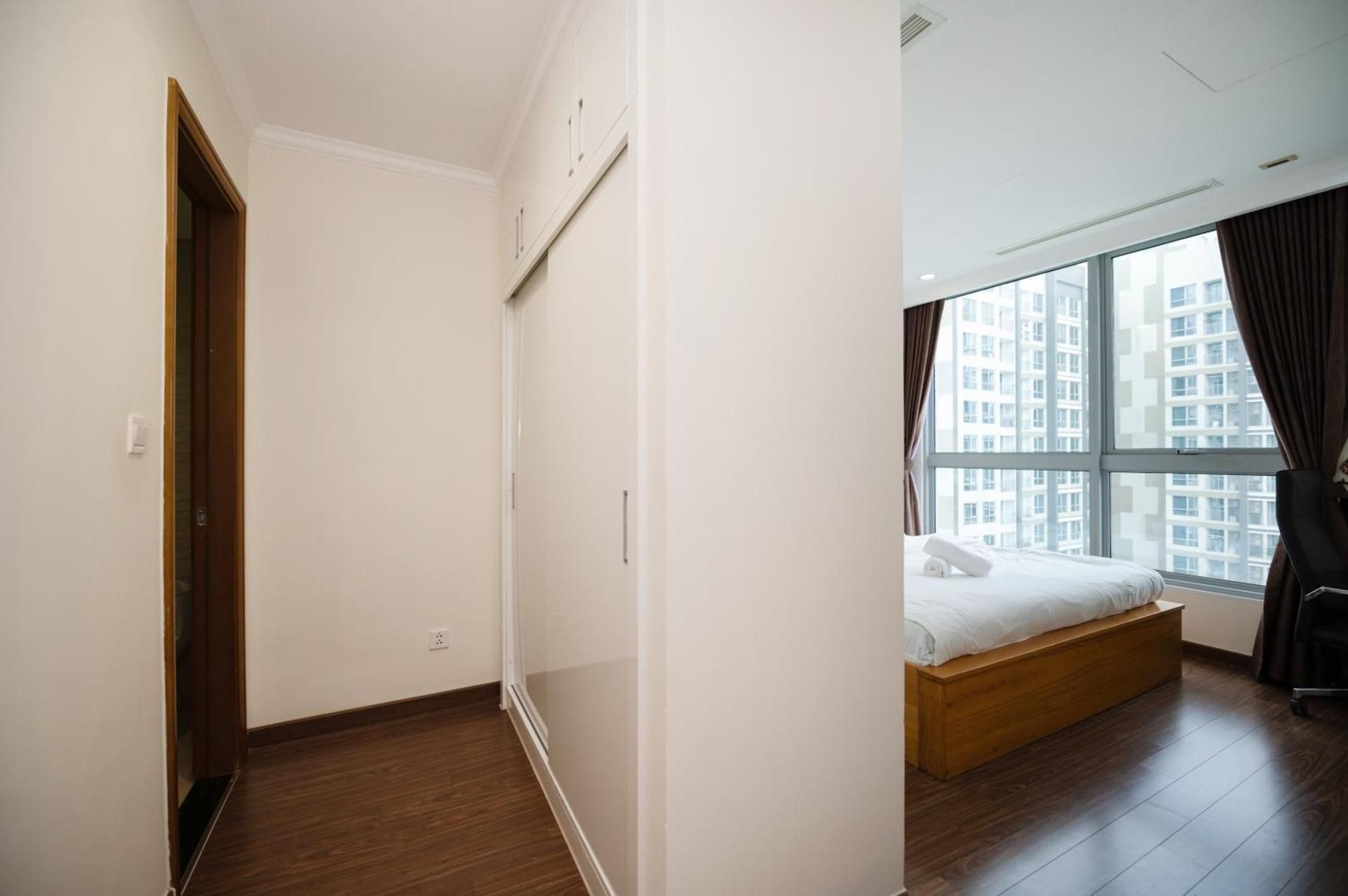 Three-Bedroom Standard Apartment