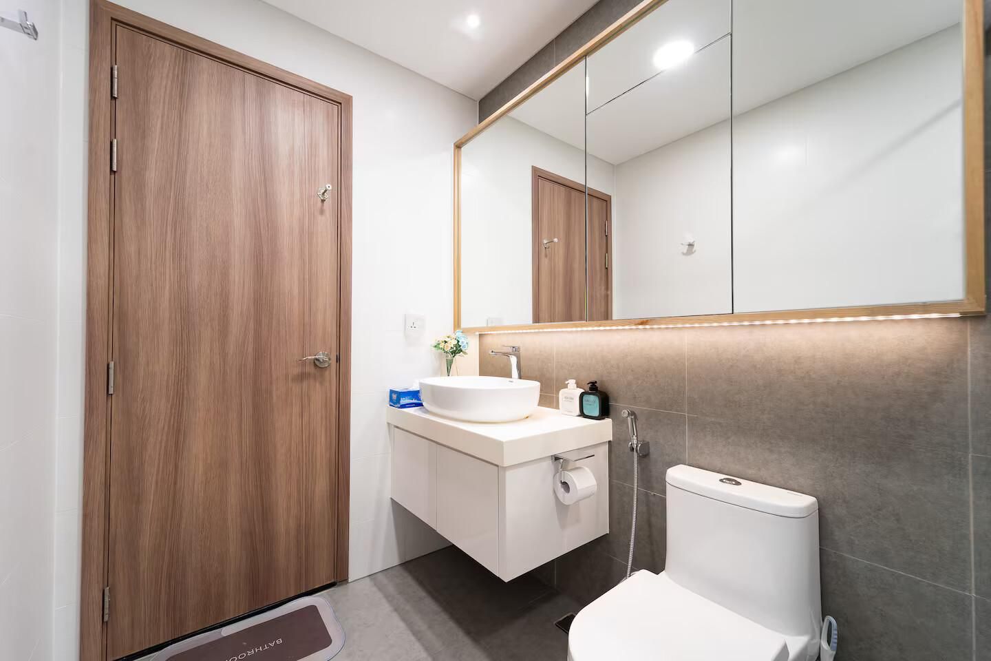 1-Bedroom Condominium Unit