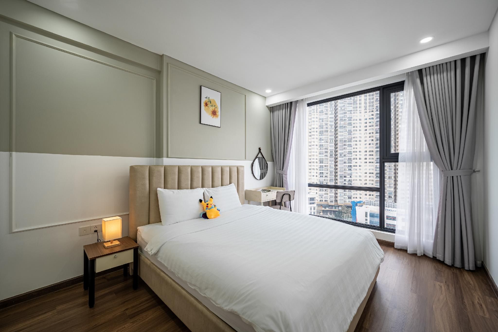 Deluxe 4-Bedroom