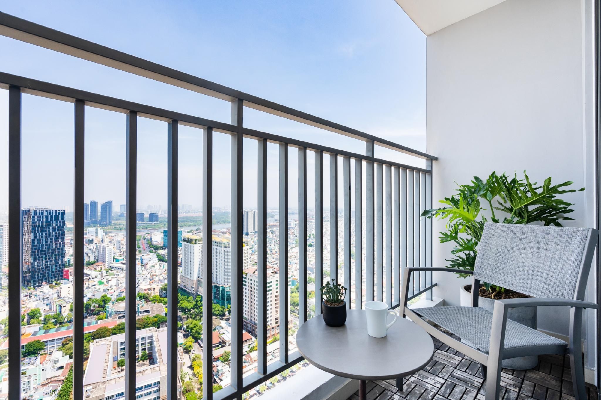 3-Bedroom Residence with Balcony