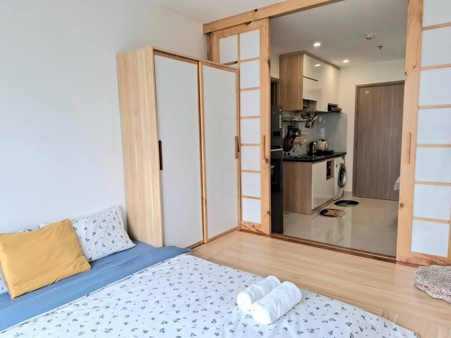 Apartment with City View