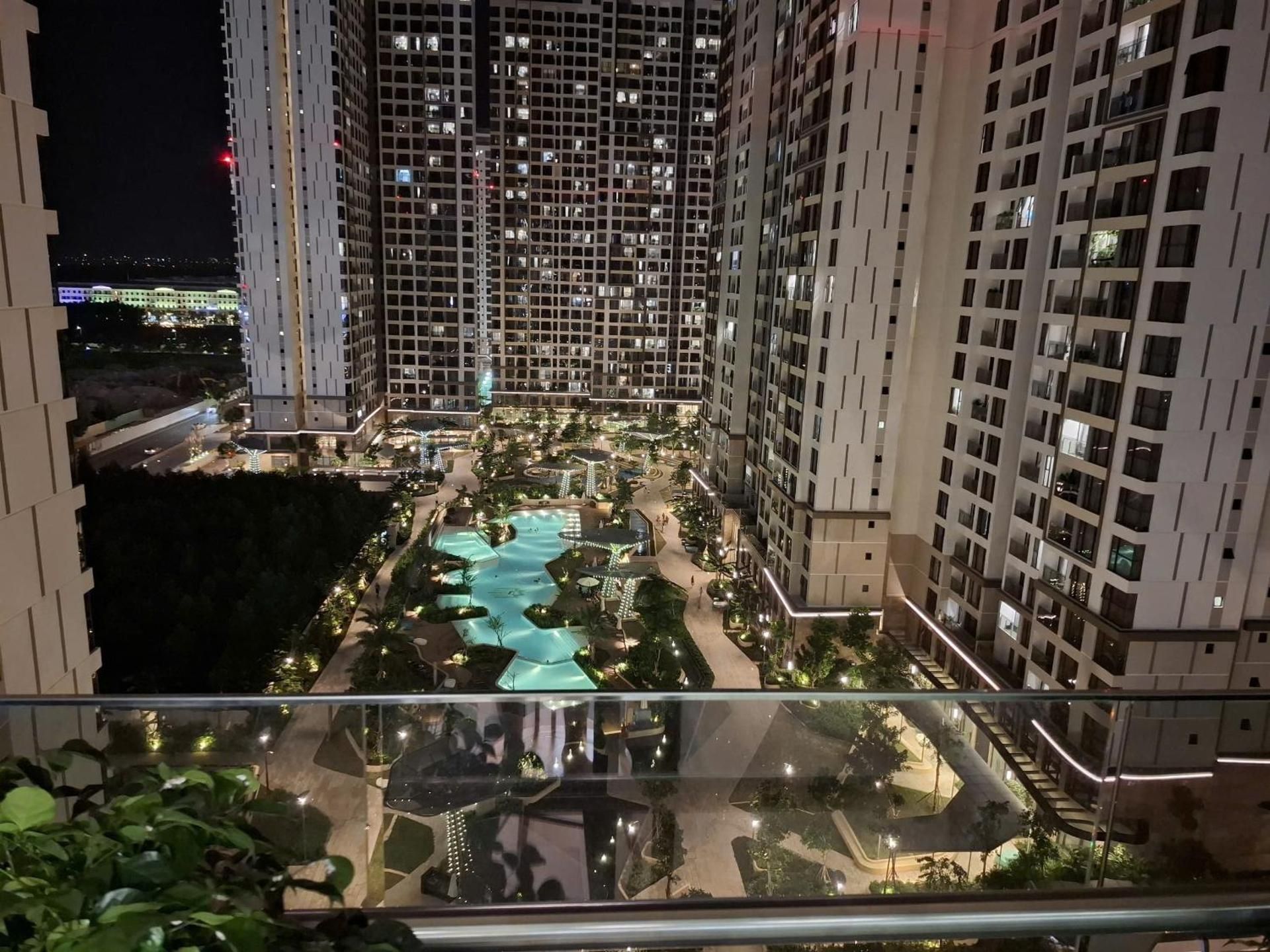 Two-Bedroom Apartment with Pool View