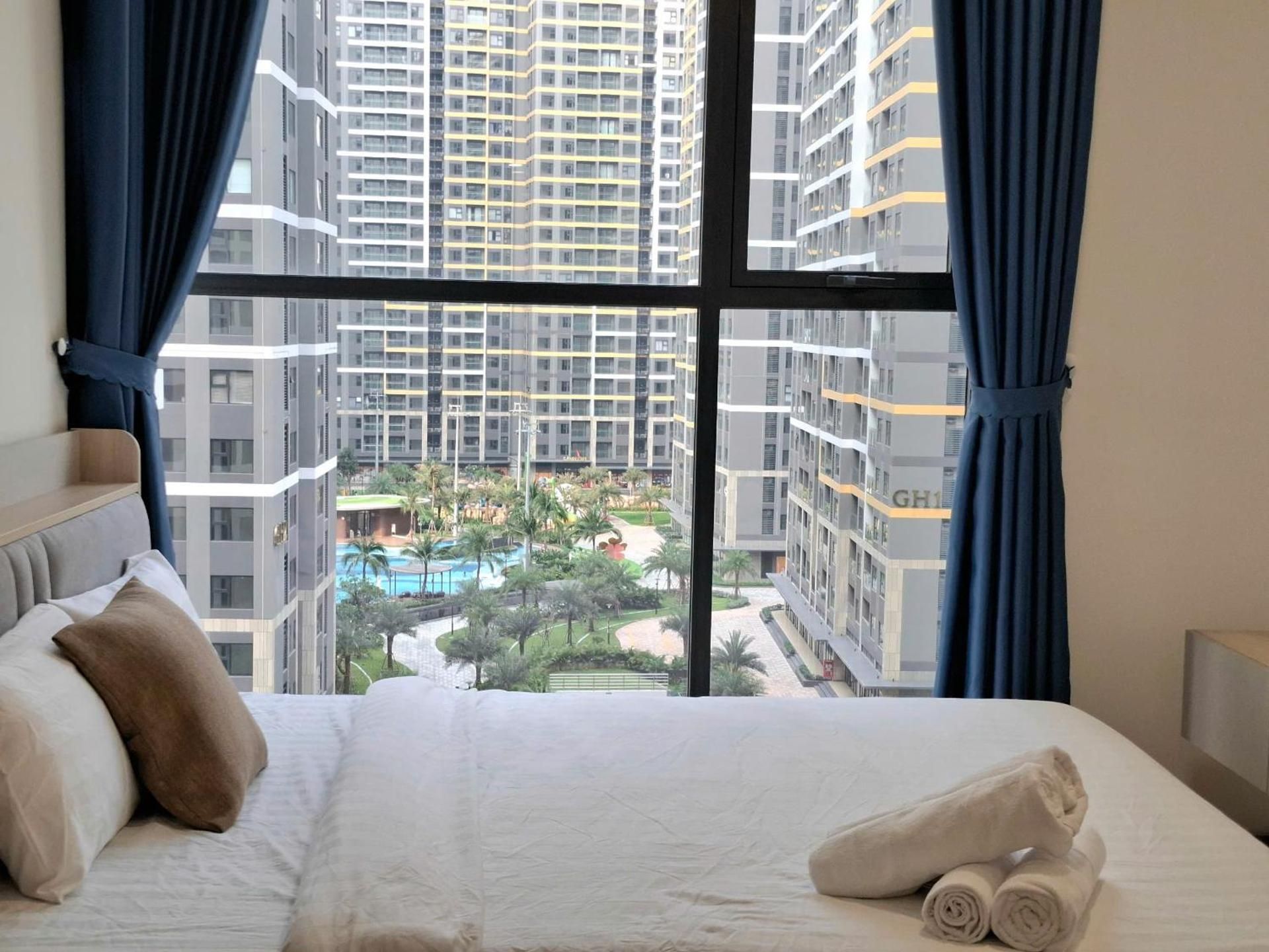 Two-Bedroom Apartment with Balcony