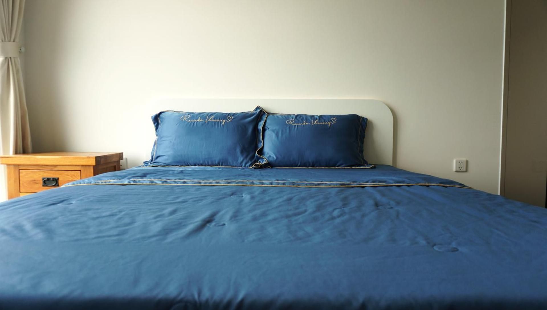 1-Bedroom Condo