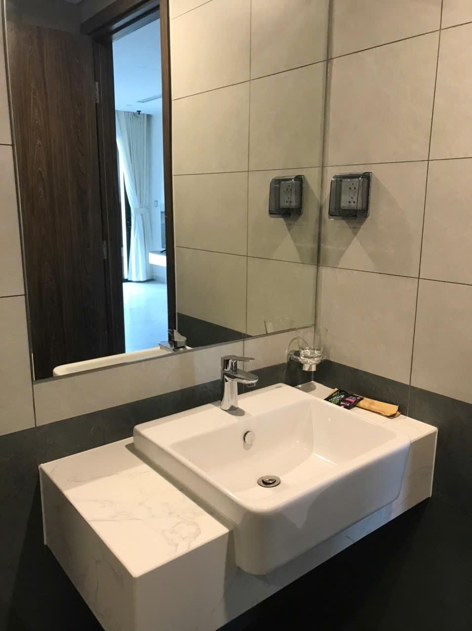 1-Bedroom Condo