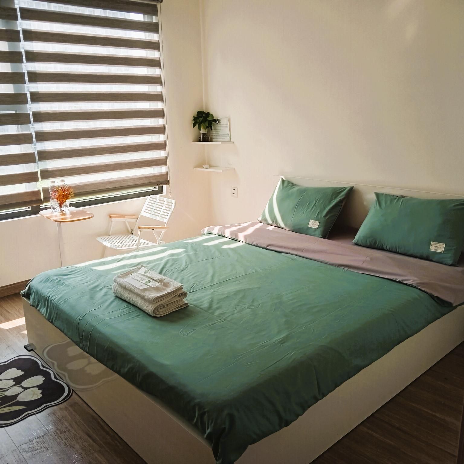 Standard Double Room with Shared Bathroom