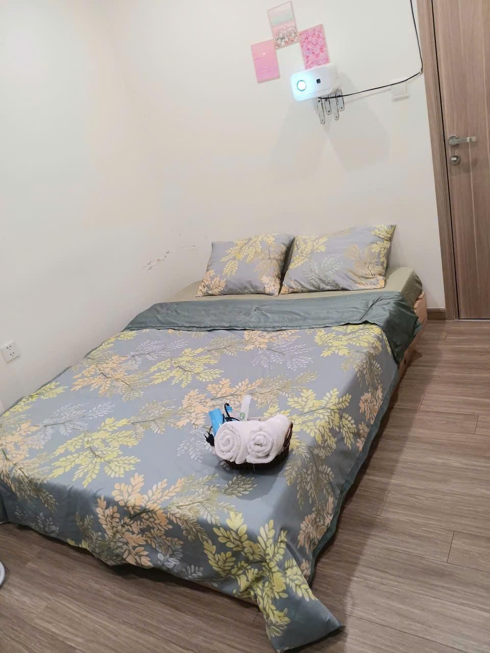 Cinema Couple PC Room