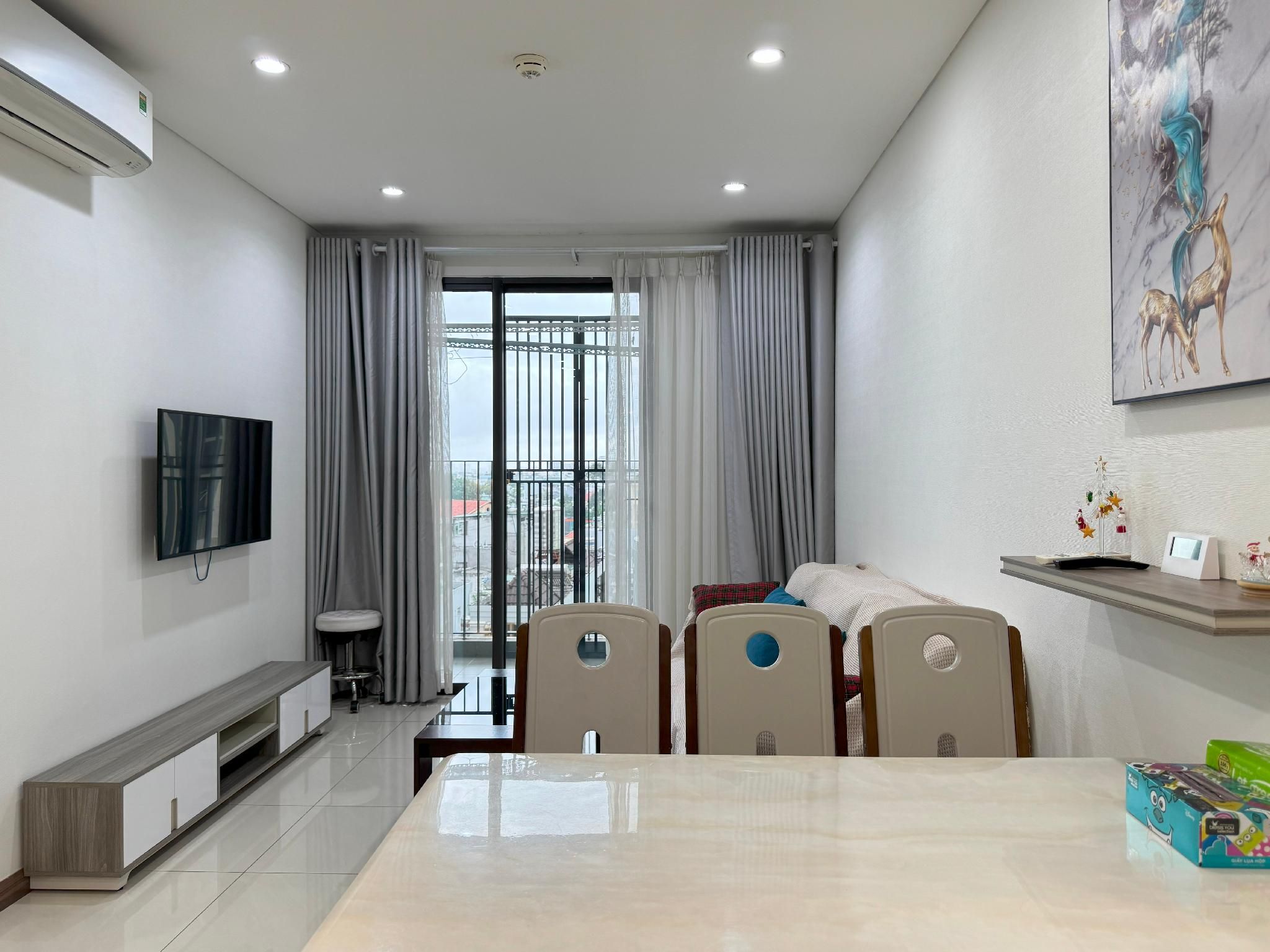 One Bedroom Apartment