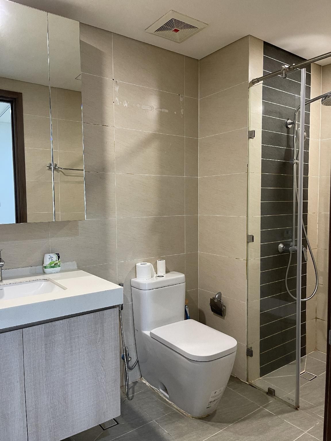 One Bedroom Apartment