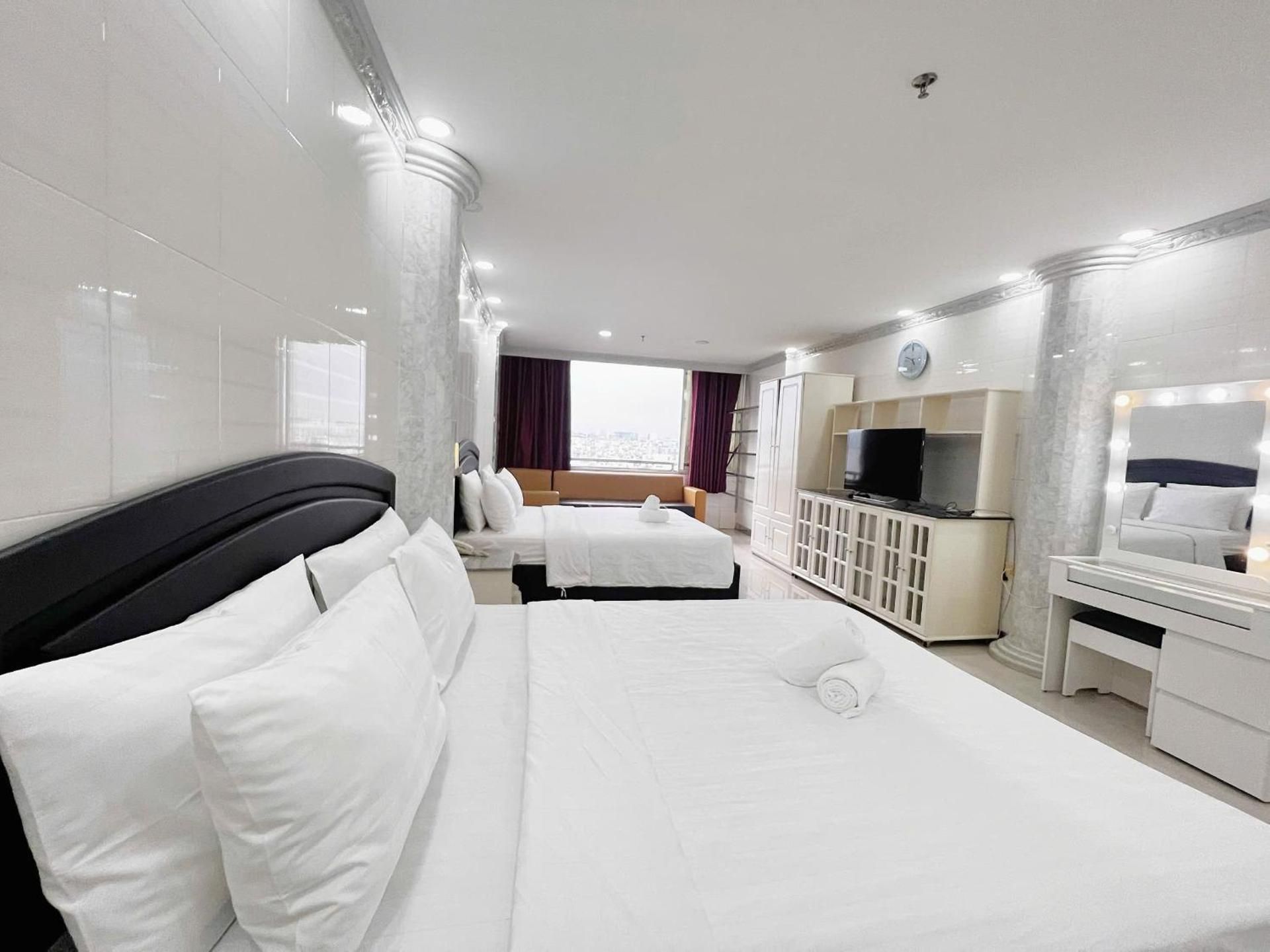 Triple Room with Garden View