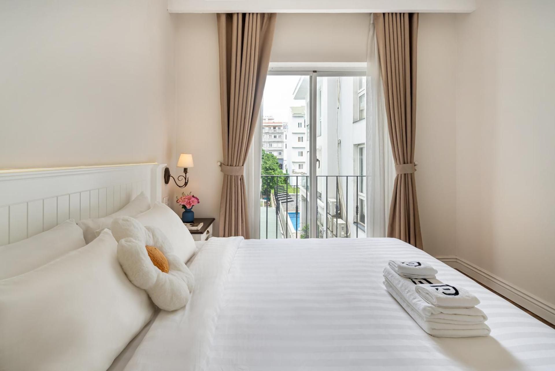 One-Bedroom Standard Apartment