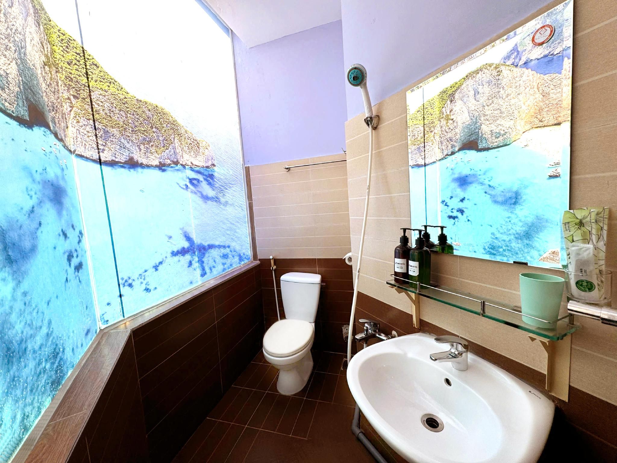 Deluxe Double Room with Bathtub