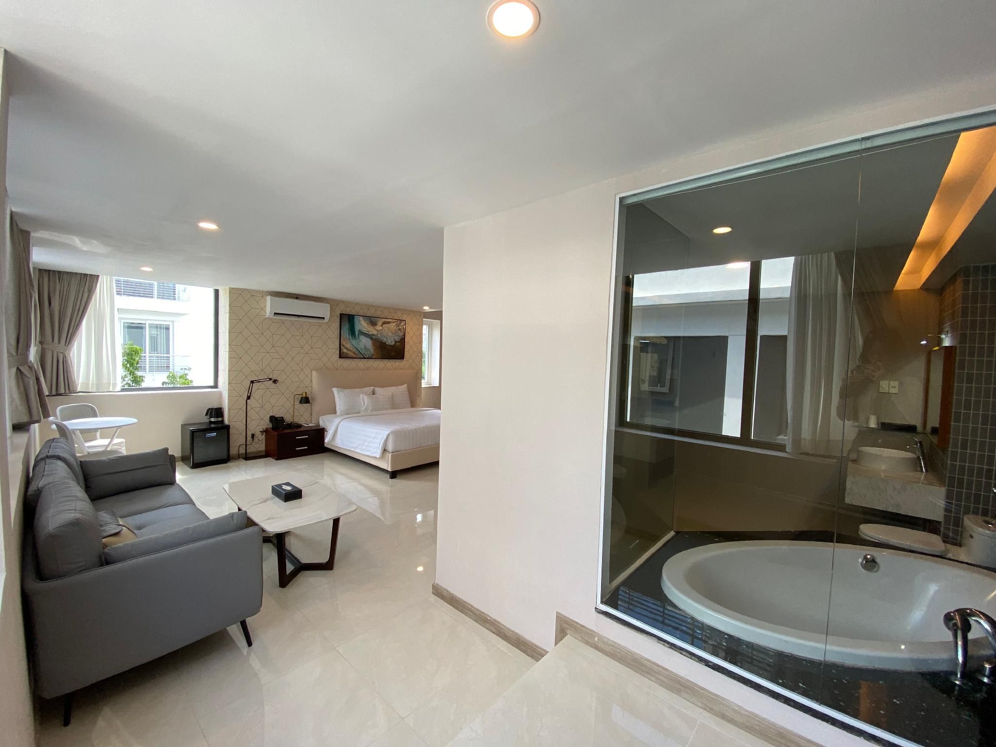 VIP - 2-People Bathtub