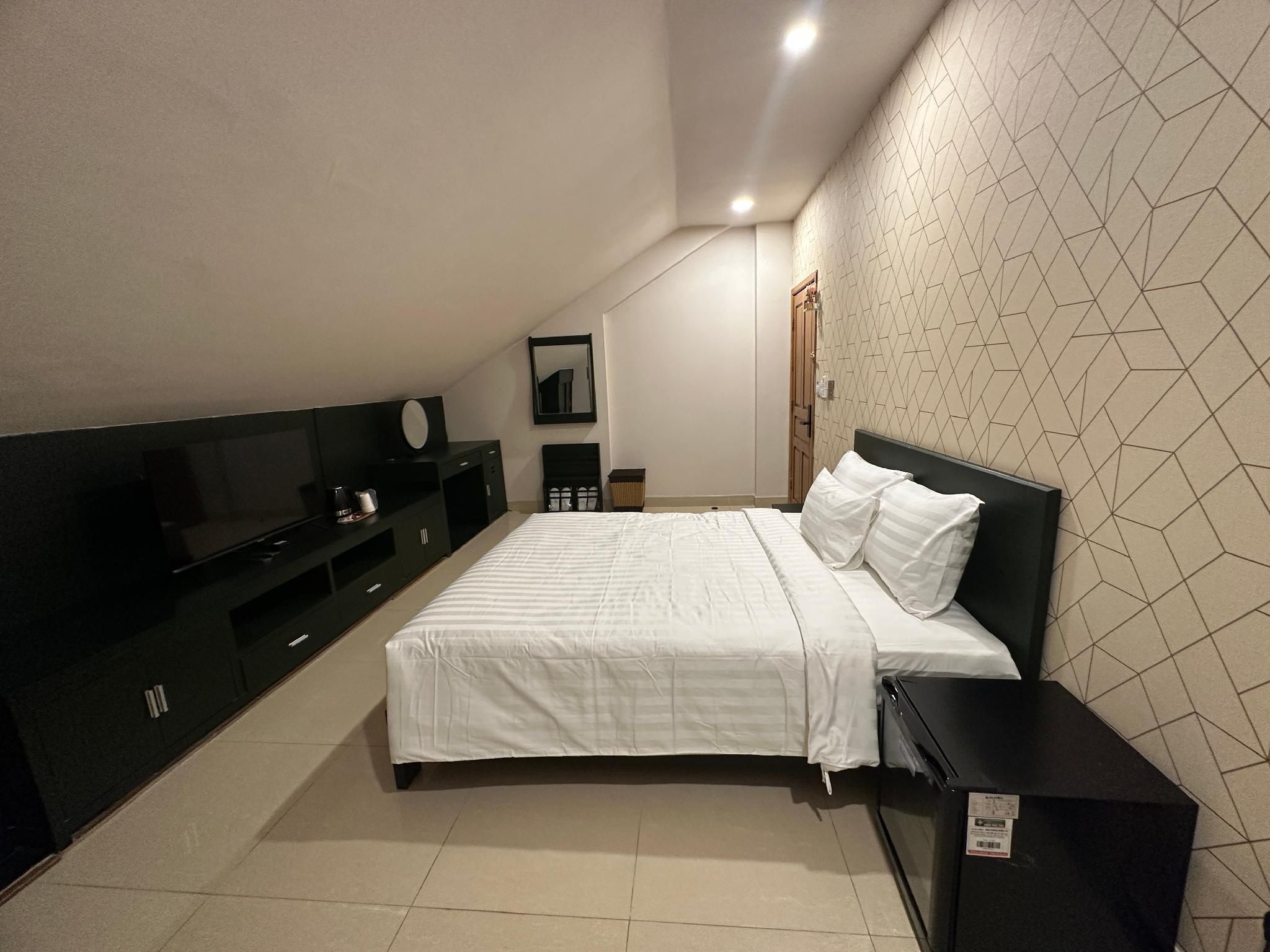 Double Economy Room