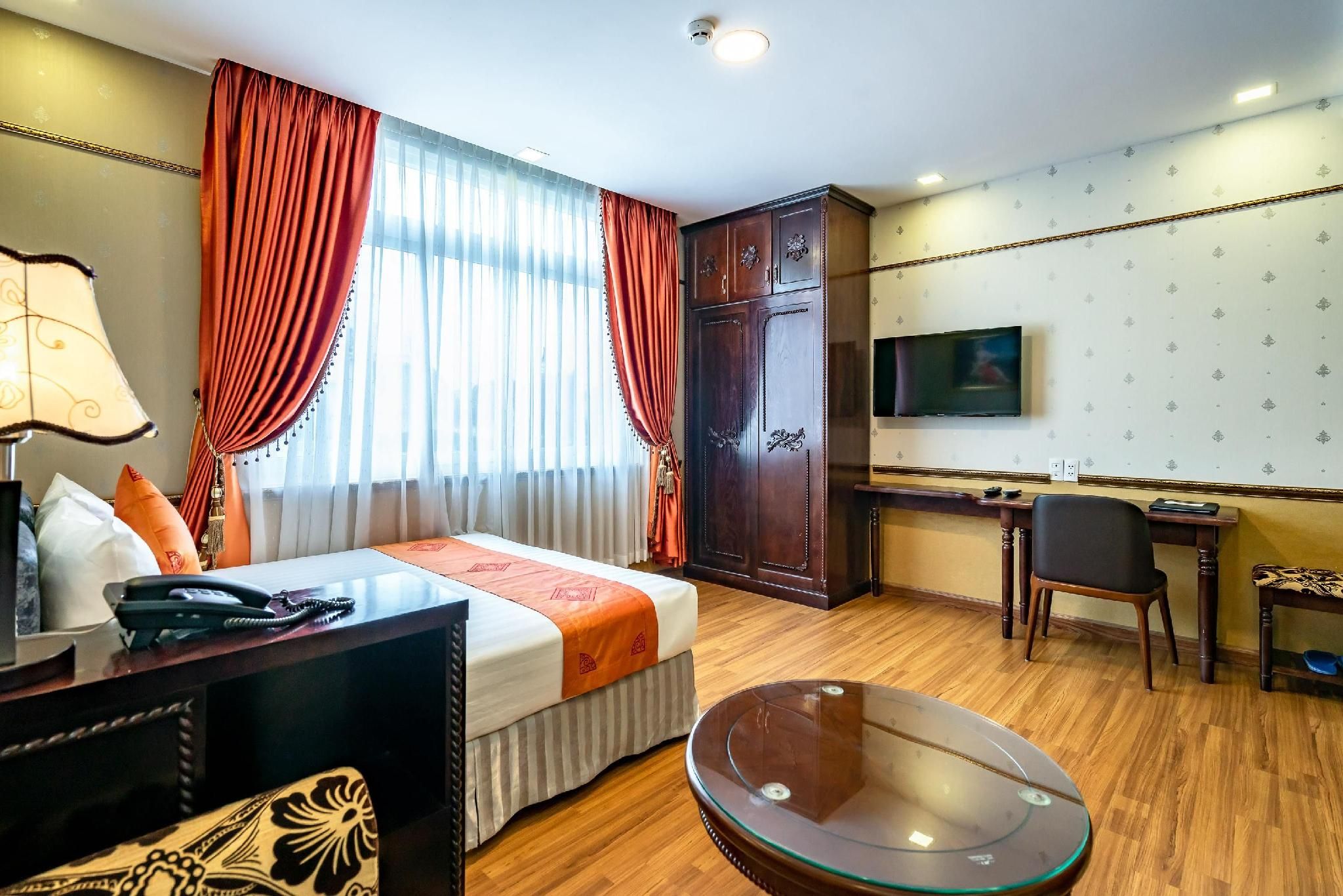 One Bedroom Apartment