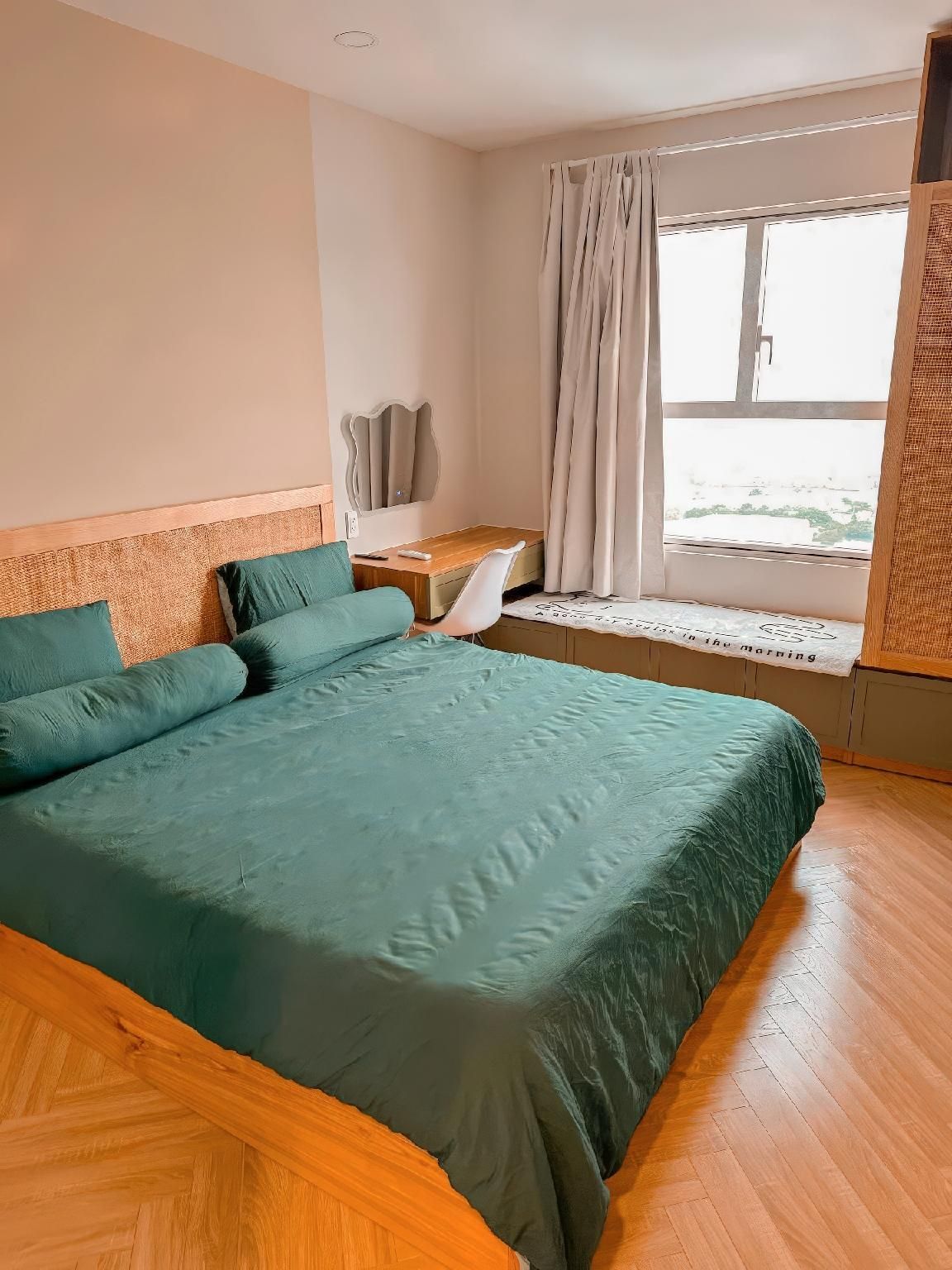 1-Bedroom Apartment