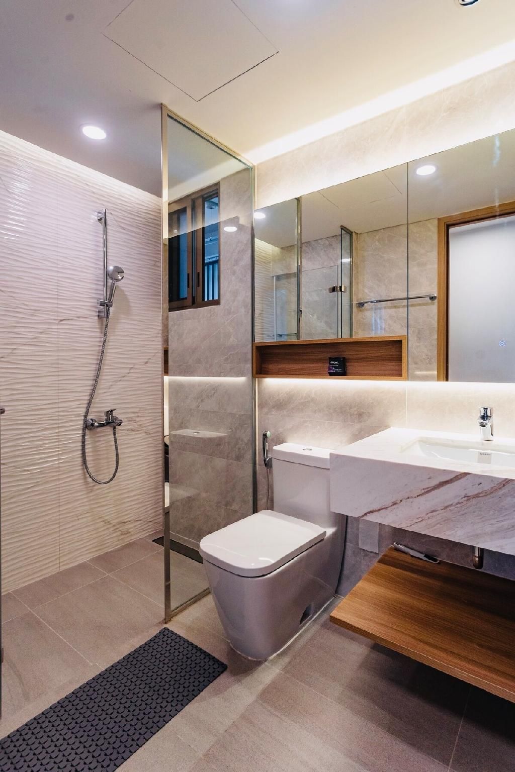 2-Bedroom Apartment - Pet-Friendly