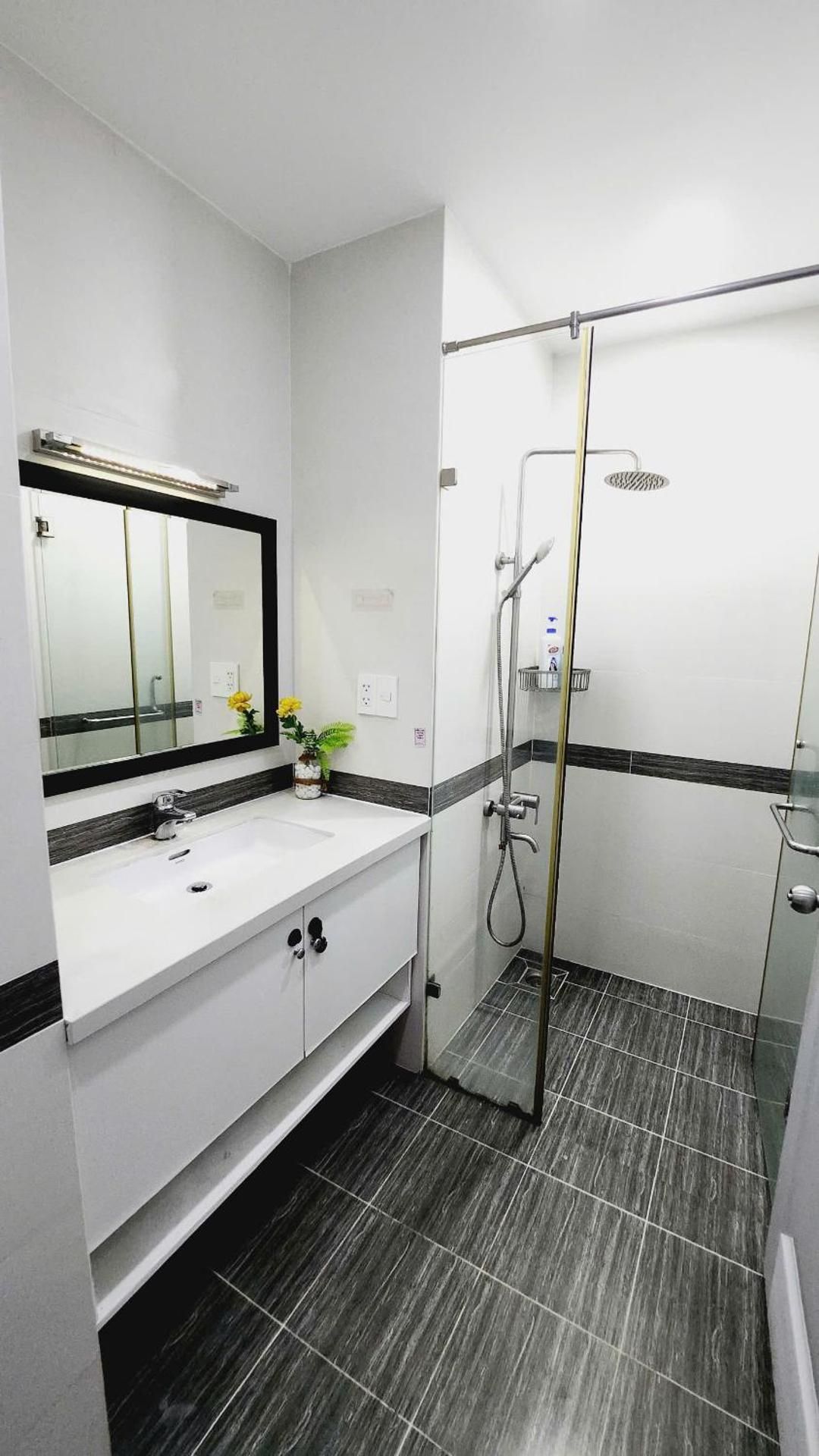 GREEN VALLEY SECC Two-Bedroom Apartment with Garden View 2