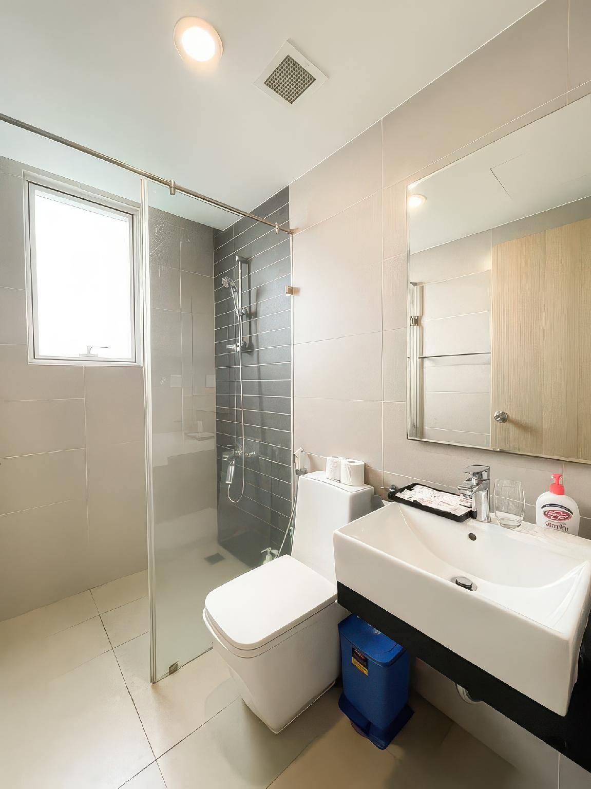 1-Bedroom Condo