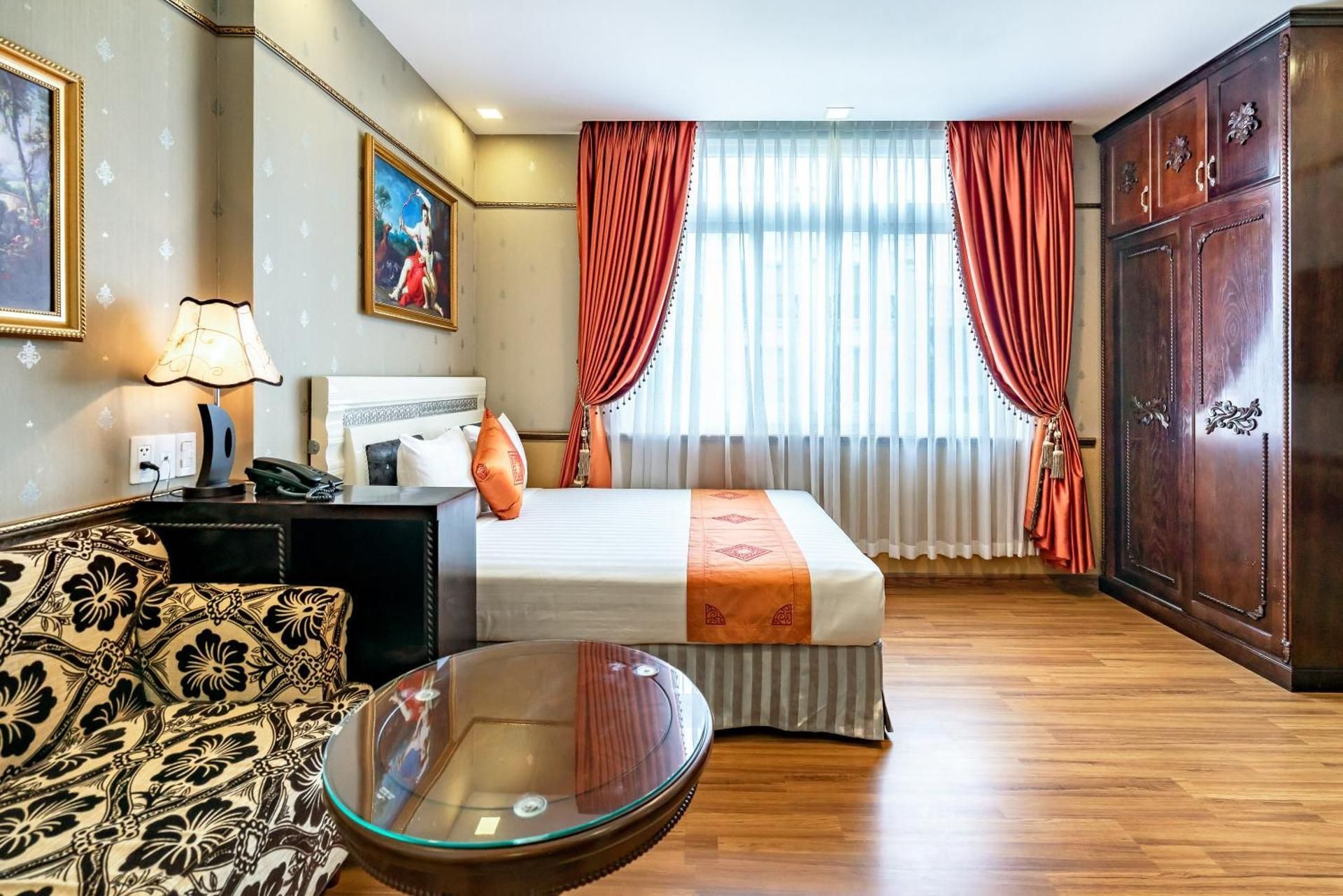 One Bedroom Apartment