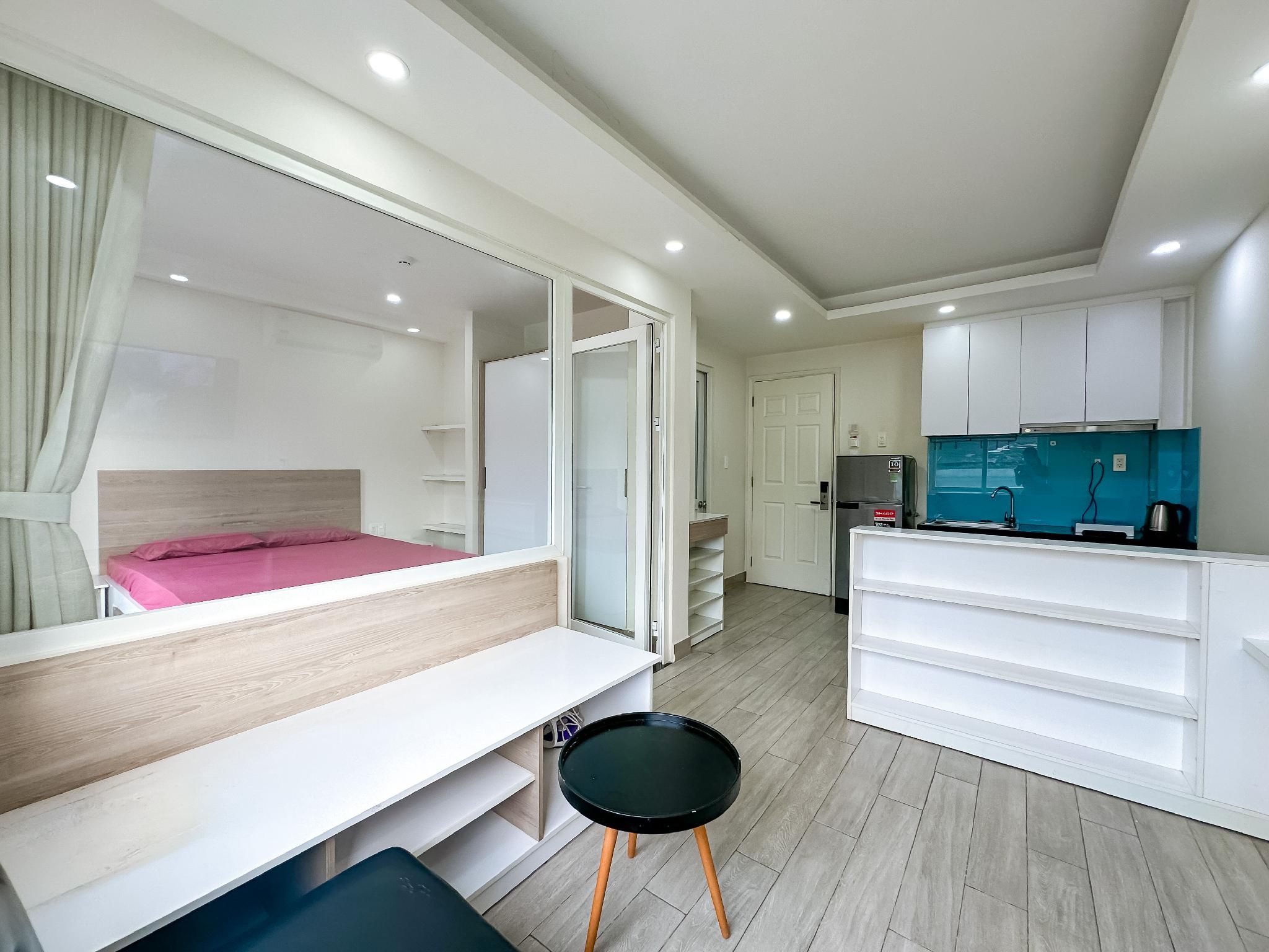 One Bedroom Apartment