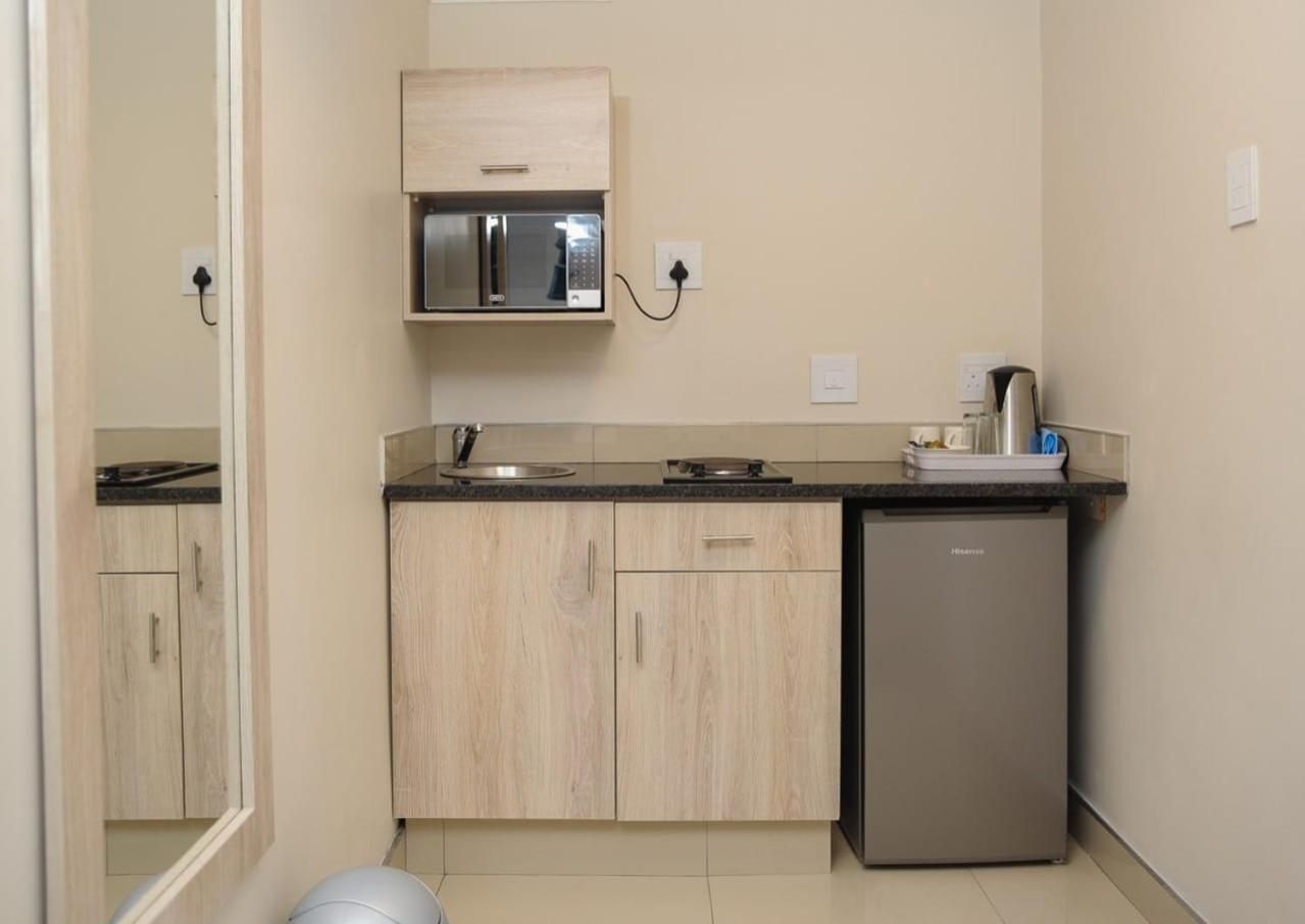 Bayside Taj Hotel Standard Room 3