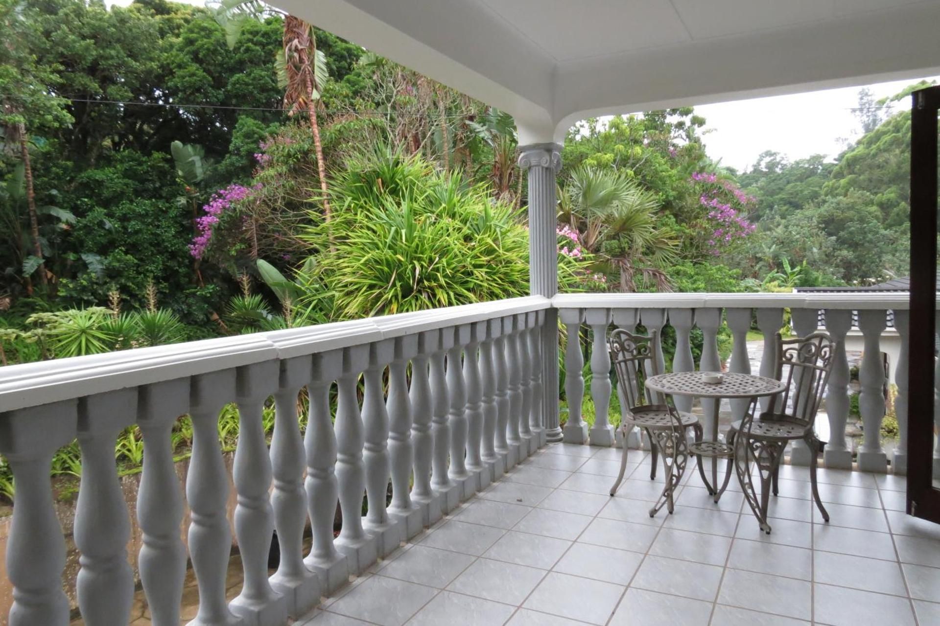 Suite with Garden View