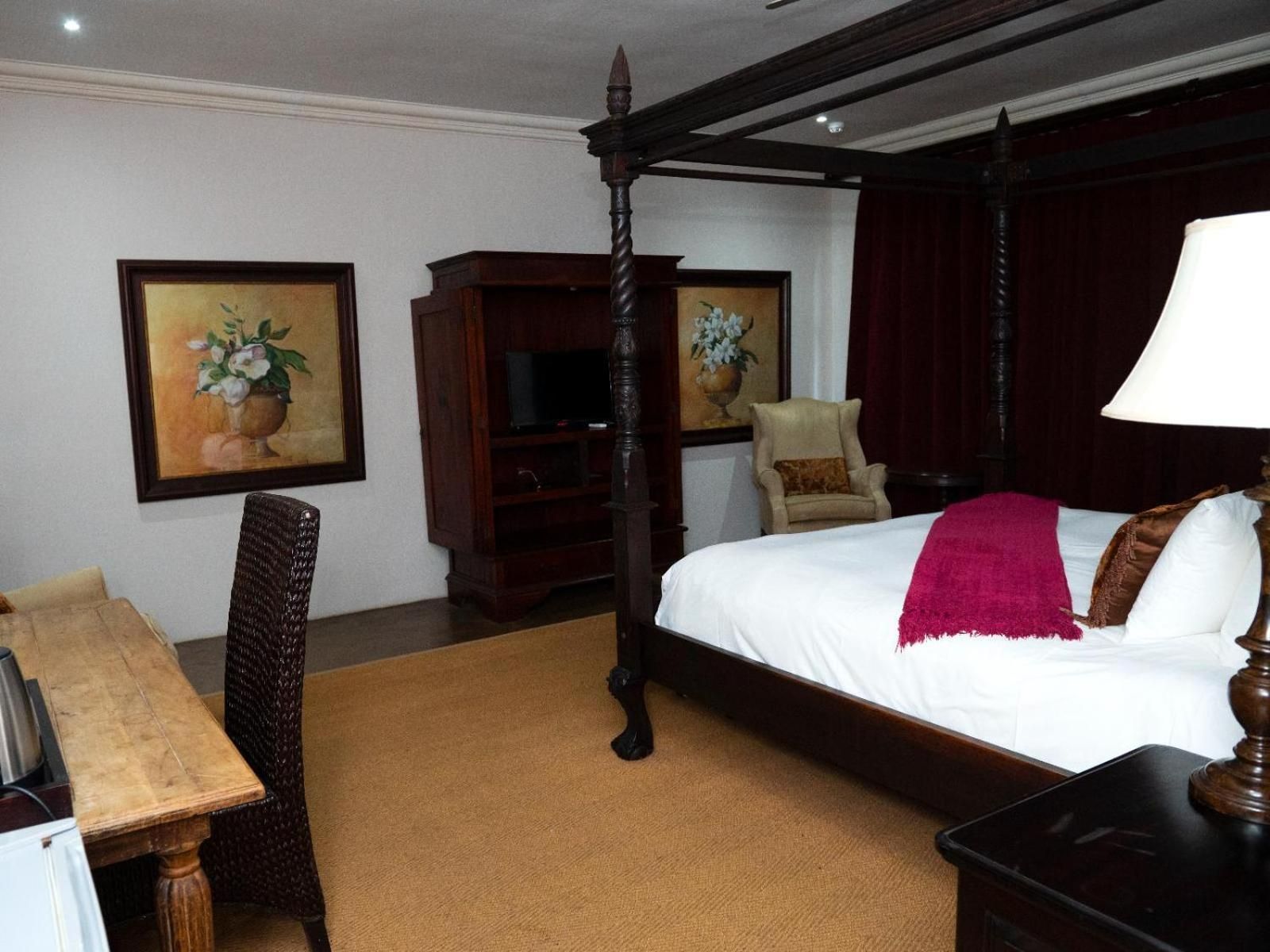 Honeymoon Suite