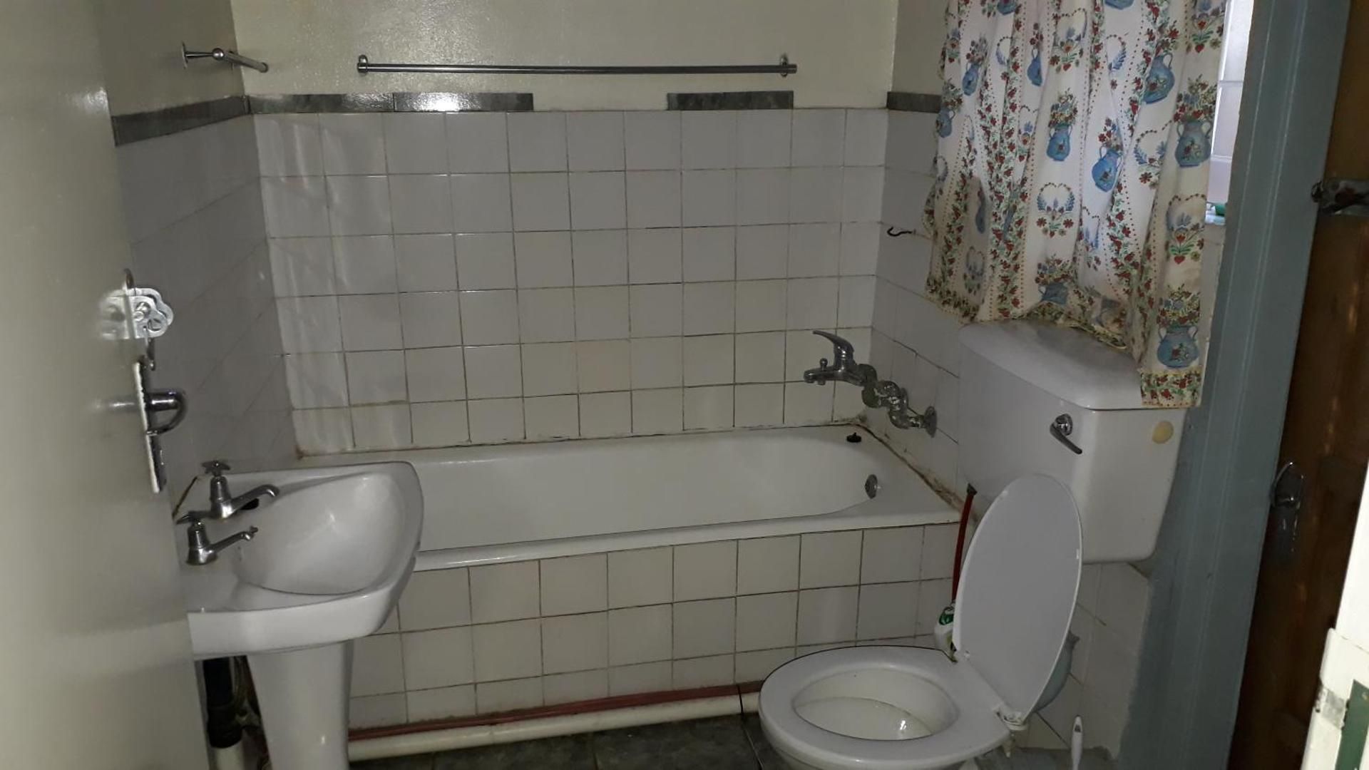 Budget Single Room