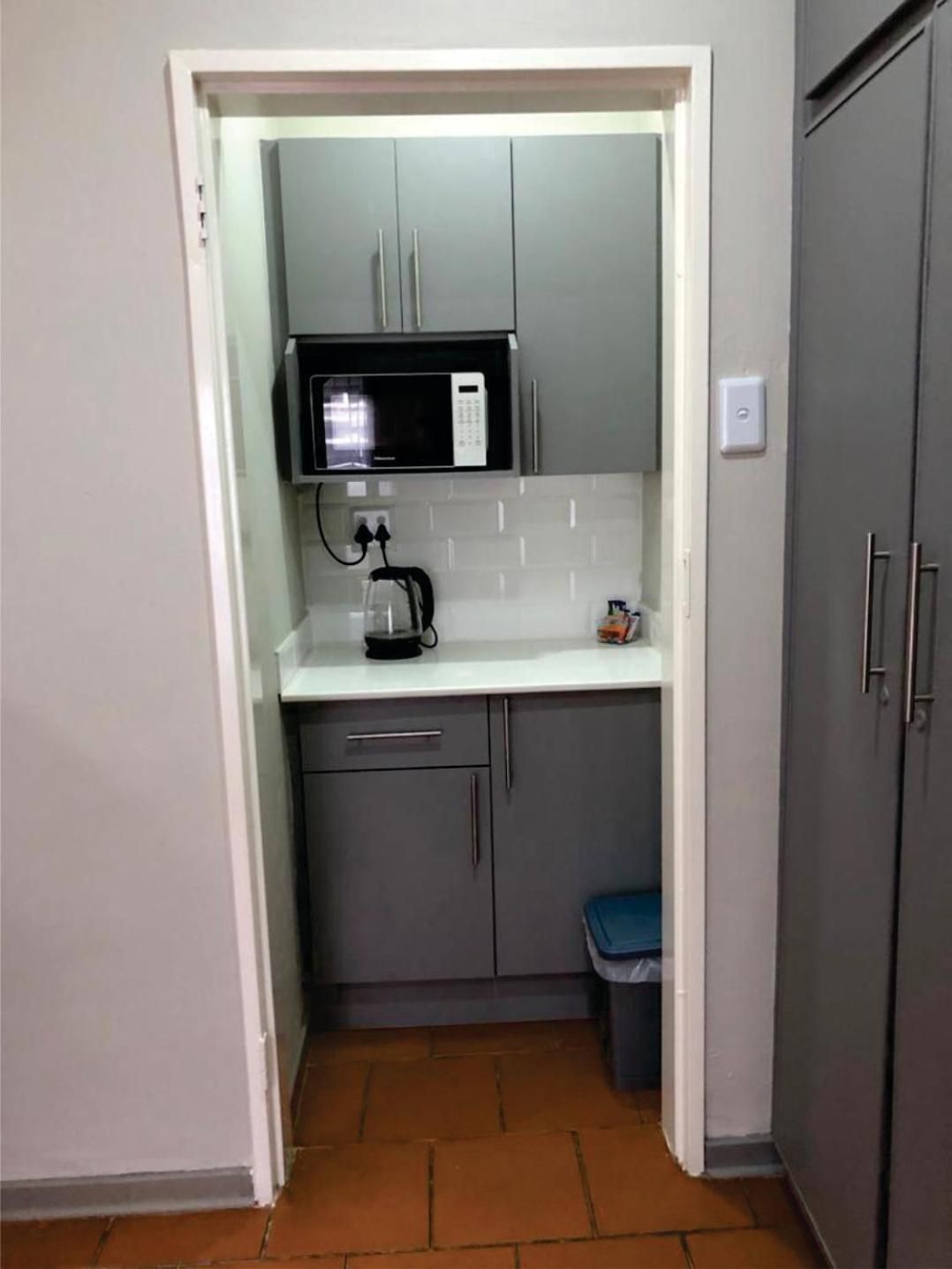 Comfort Queen Room