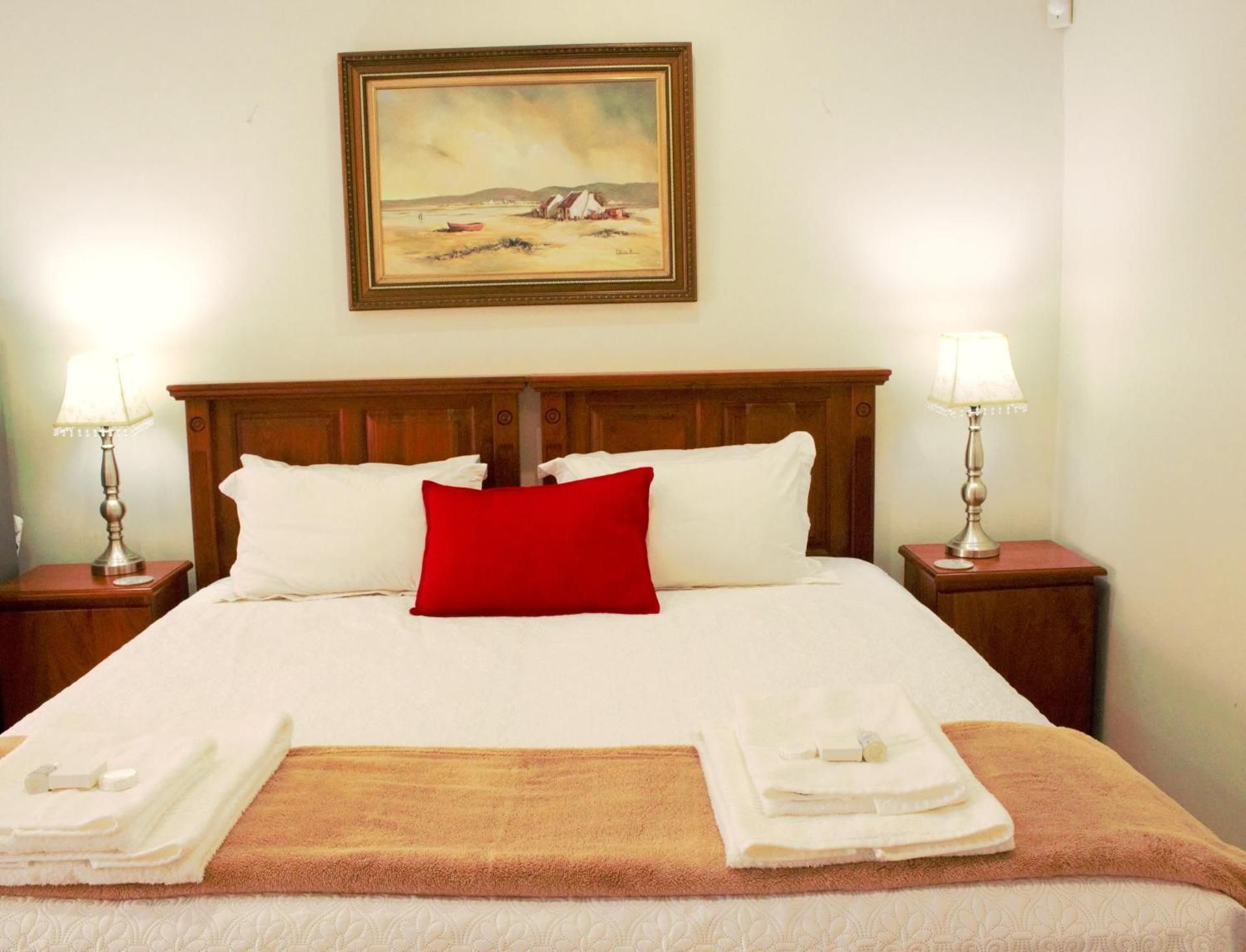 Double or Twin Room with Private Bathroom