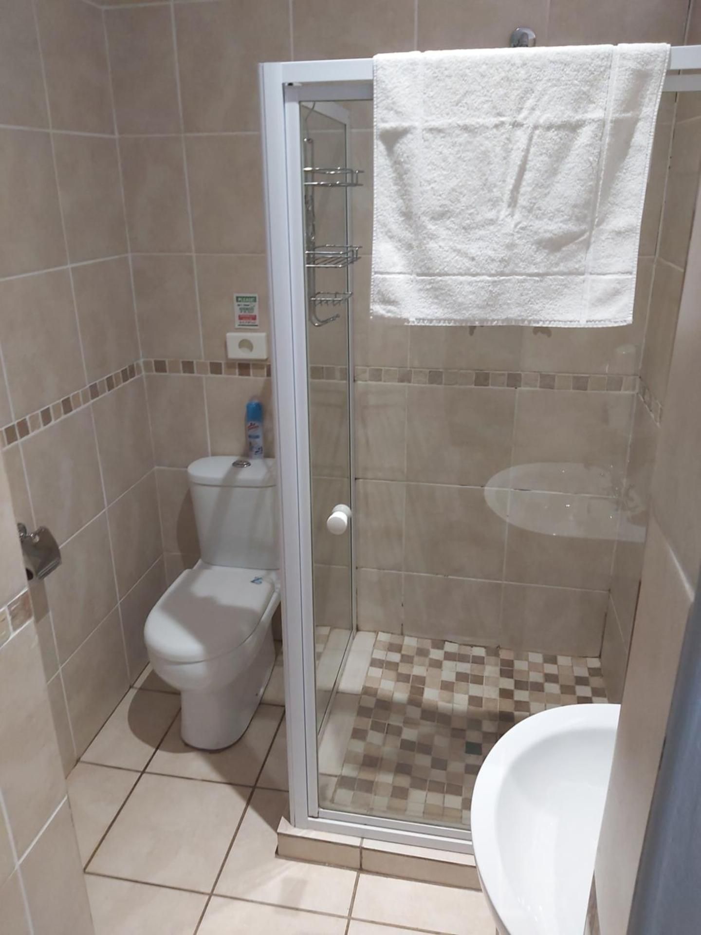 Double or Twin Room with Private Bathroom
