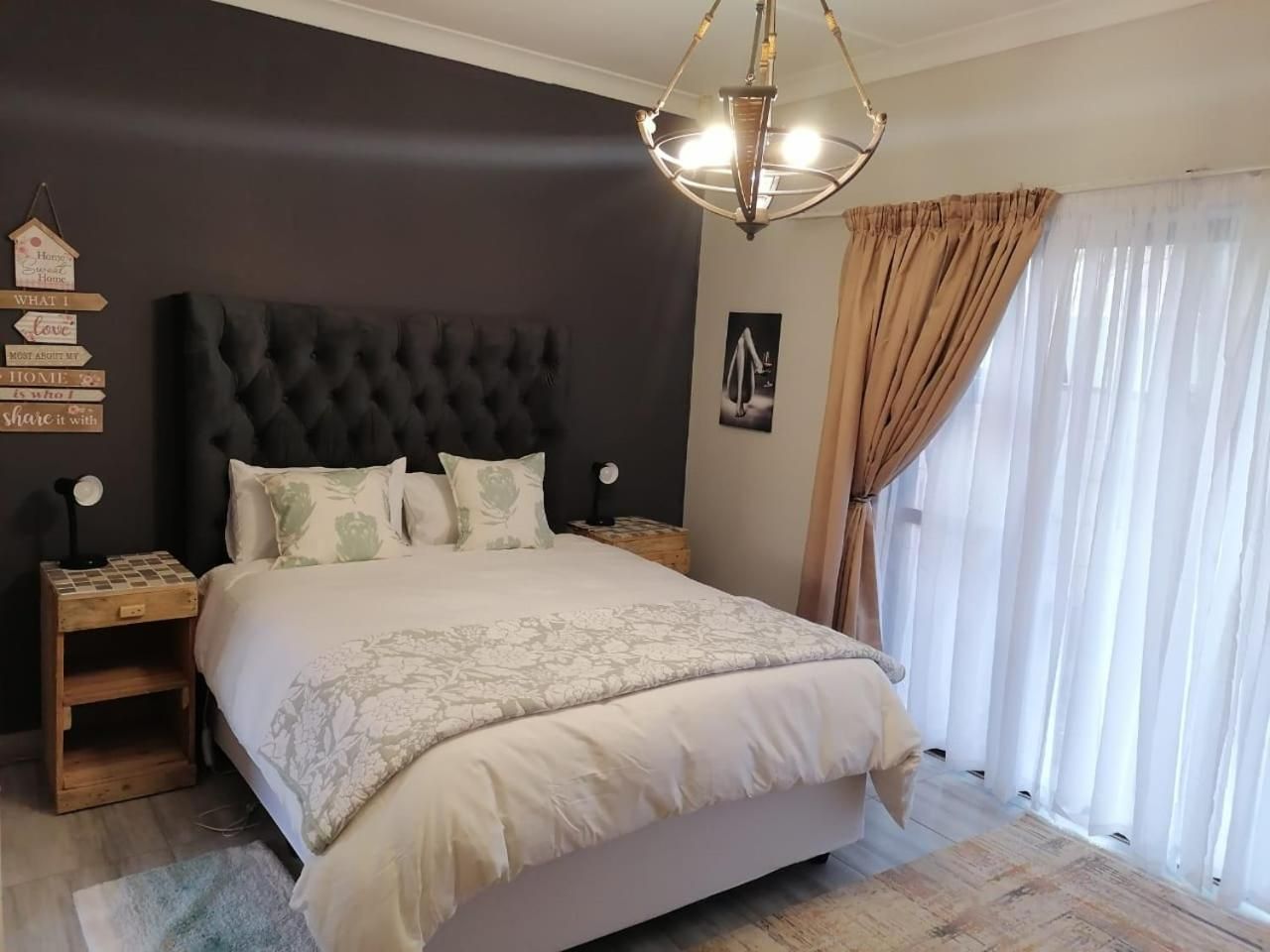 Studio Apartment with Queen Bed