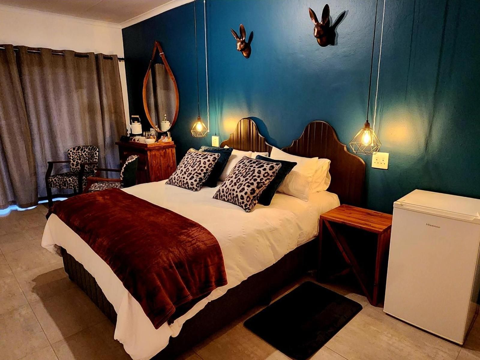 Standard Queen Room