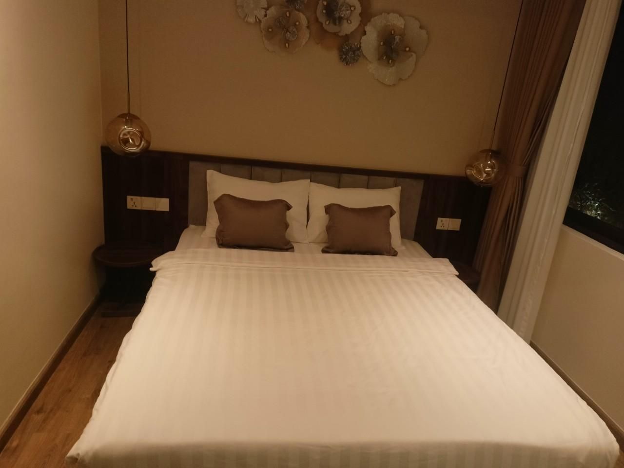 Signature Suite