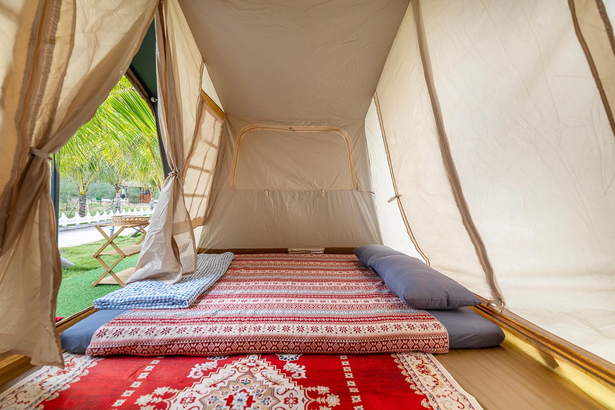 Tent