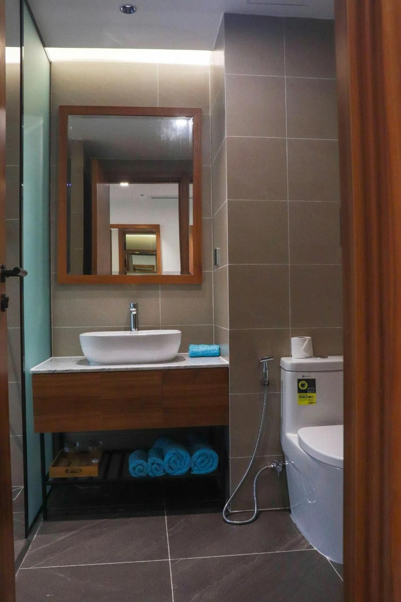 Premier Garden View King Room