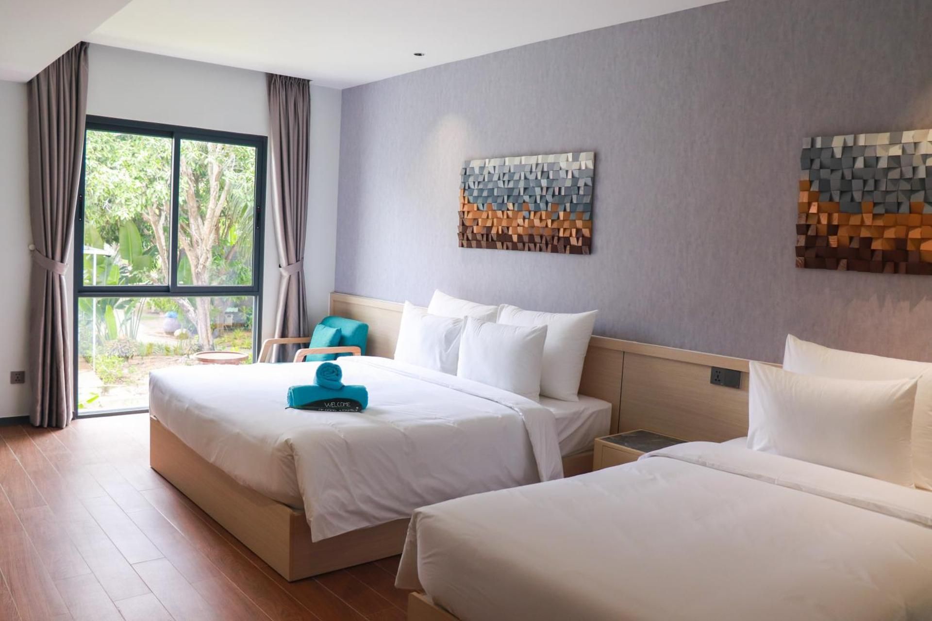 Triple Room