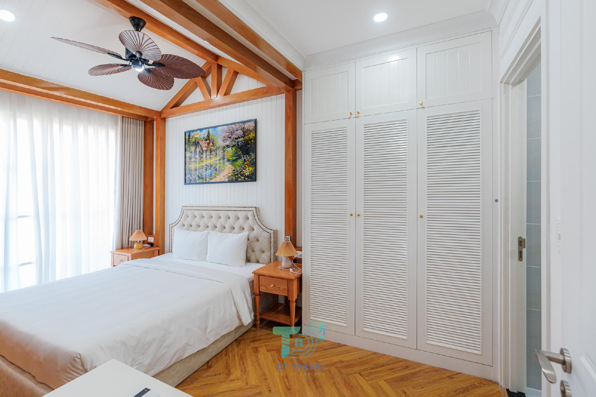 3-Bedroom Swim Up Villa