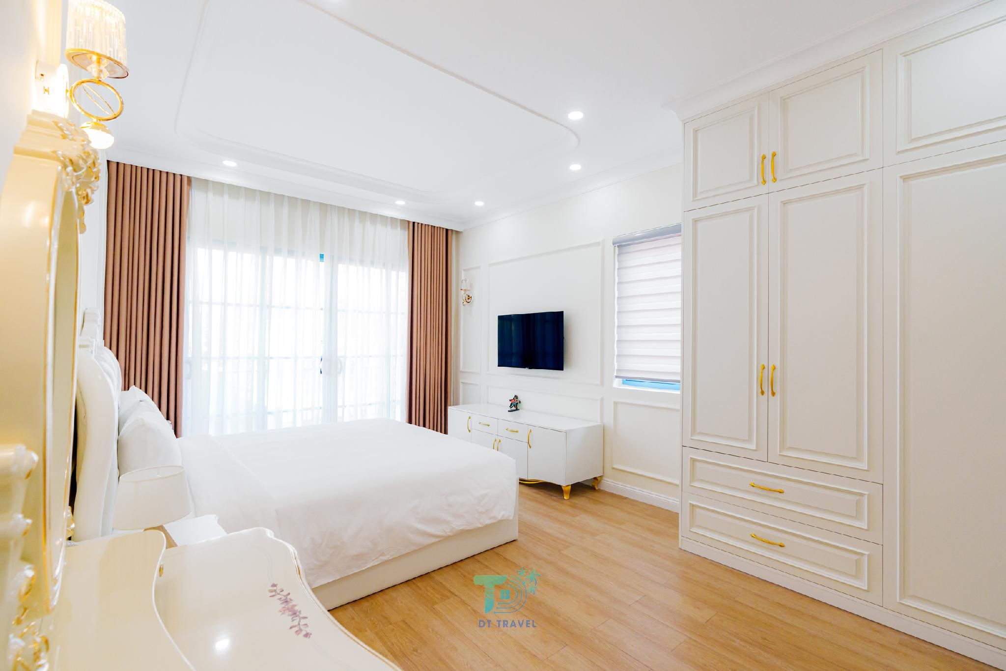 Villa 3 Bedroom with Living Room