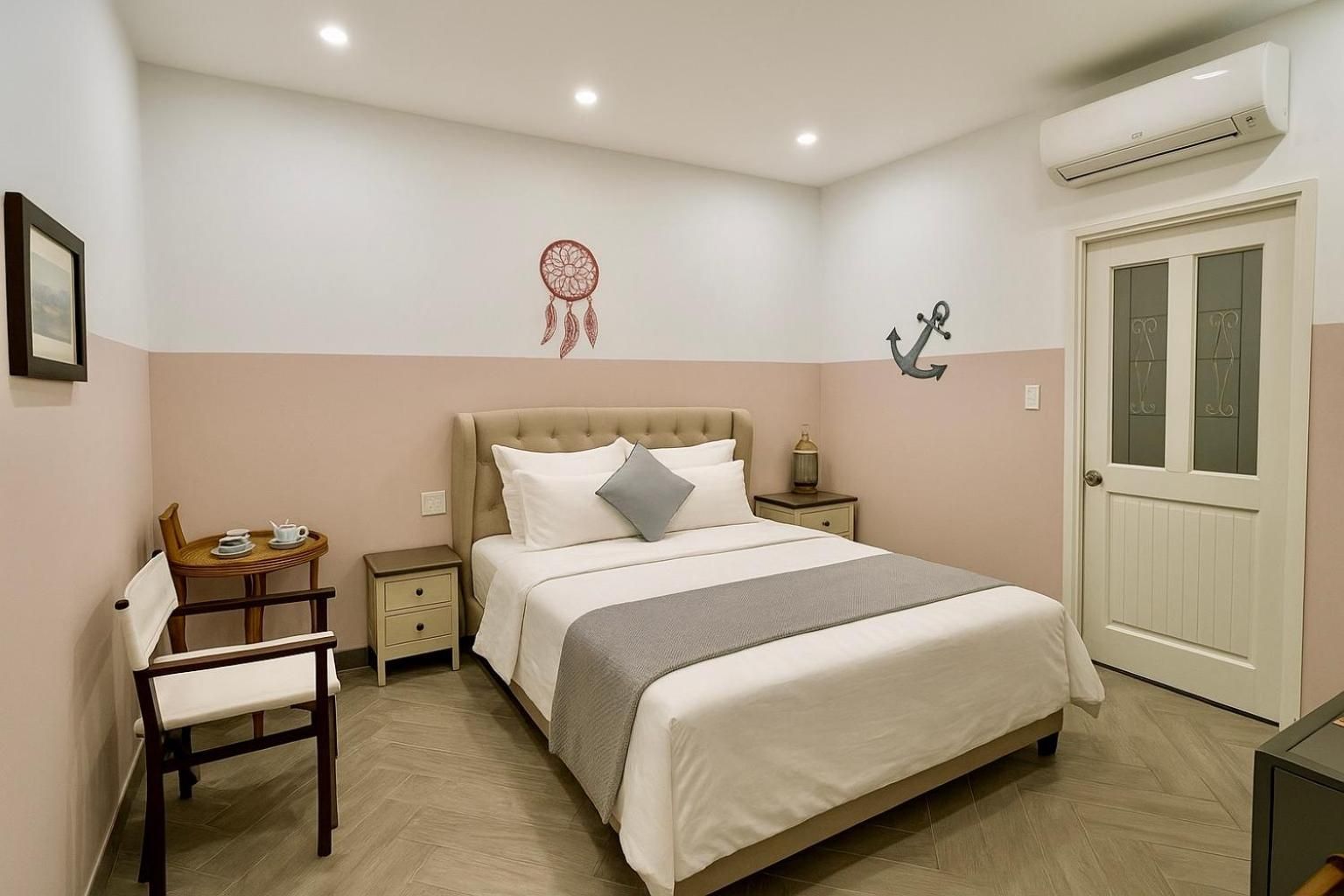 Standard - 1 Bed Queen Non-Smoking